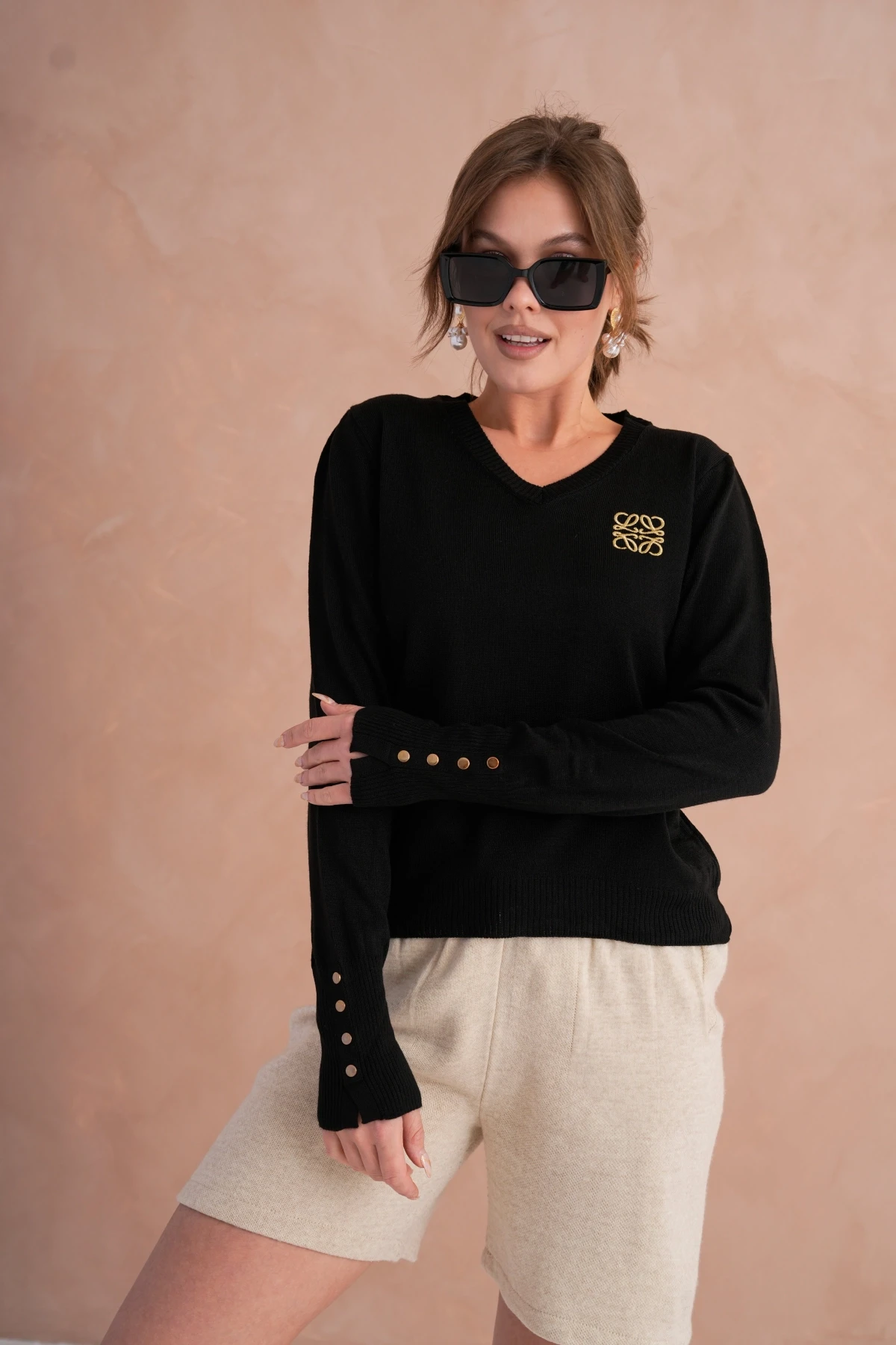 Kadın V Yaka Nakış Detay Kolu Troklu Triko Kazak