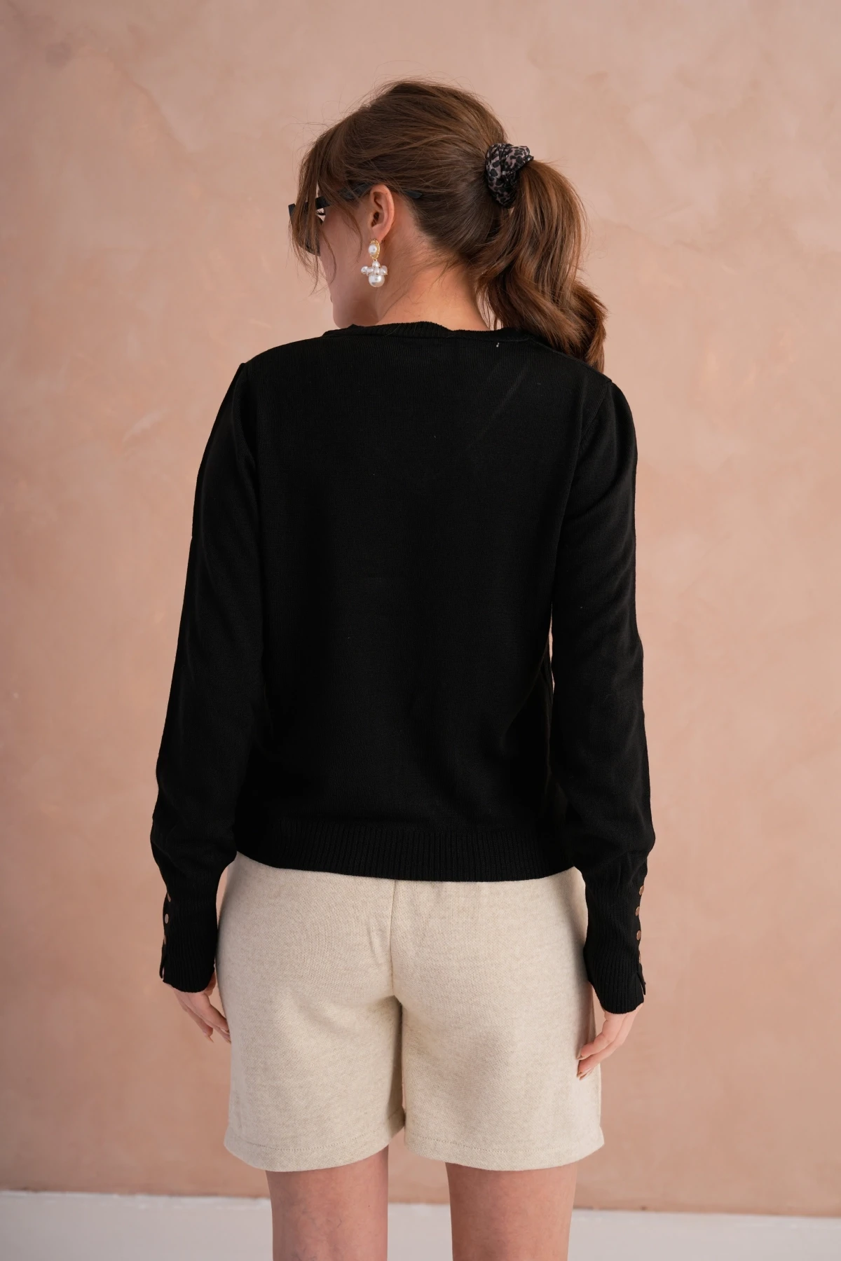 Kadın V Yaka Nakış Detay Kolu Troklu Triko Kazak