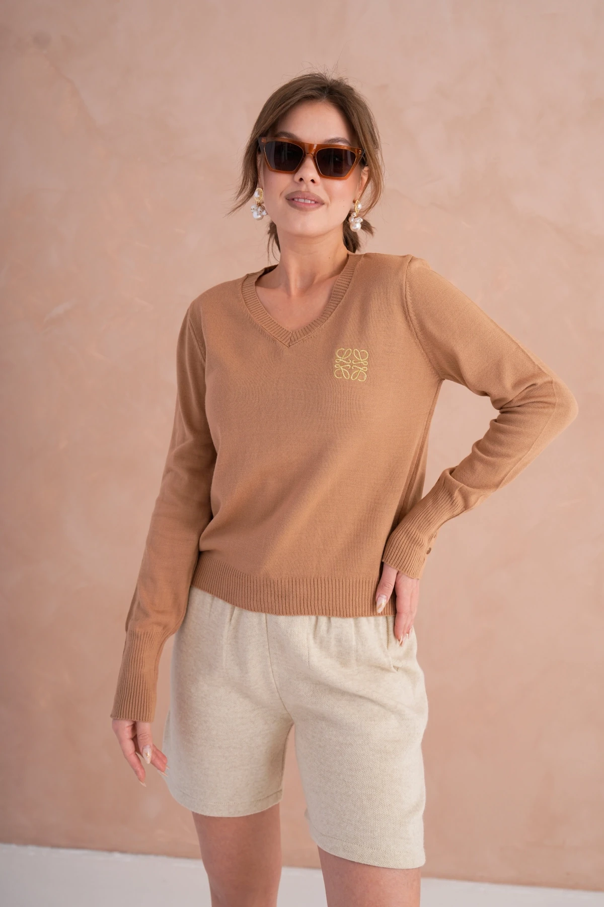 Kadın V Yaka Nakış Detay Kolu Troklu Triko Kazak