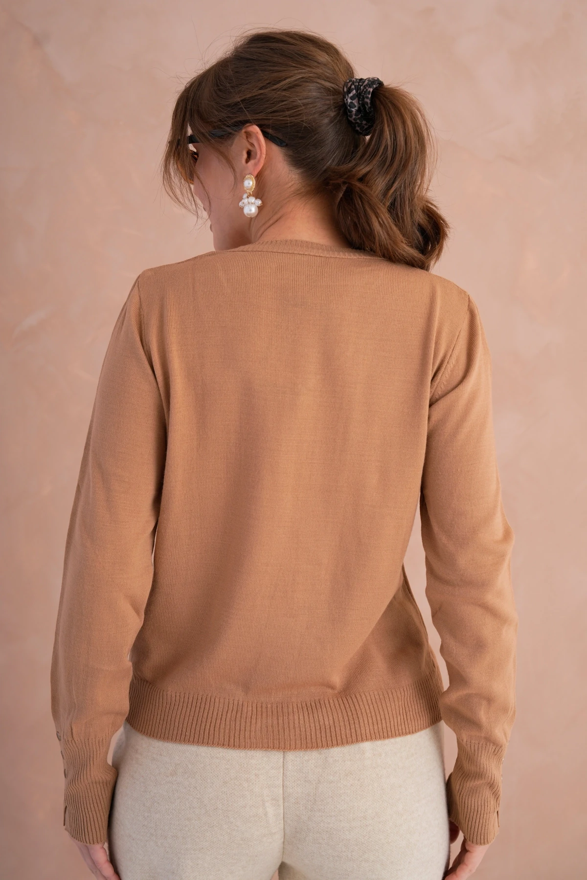 Kadın V Yaka Nakış Detay Kolu Troklu Triko Kazak