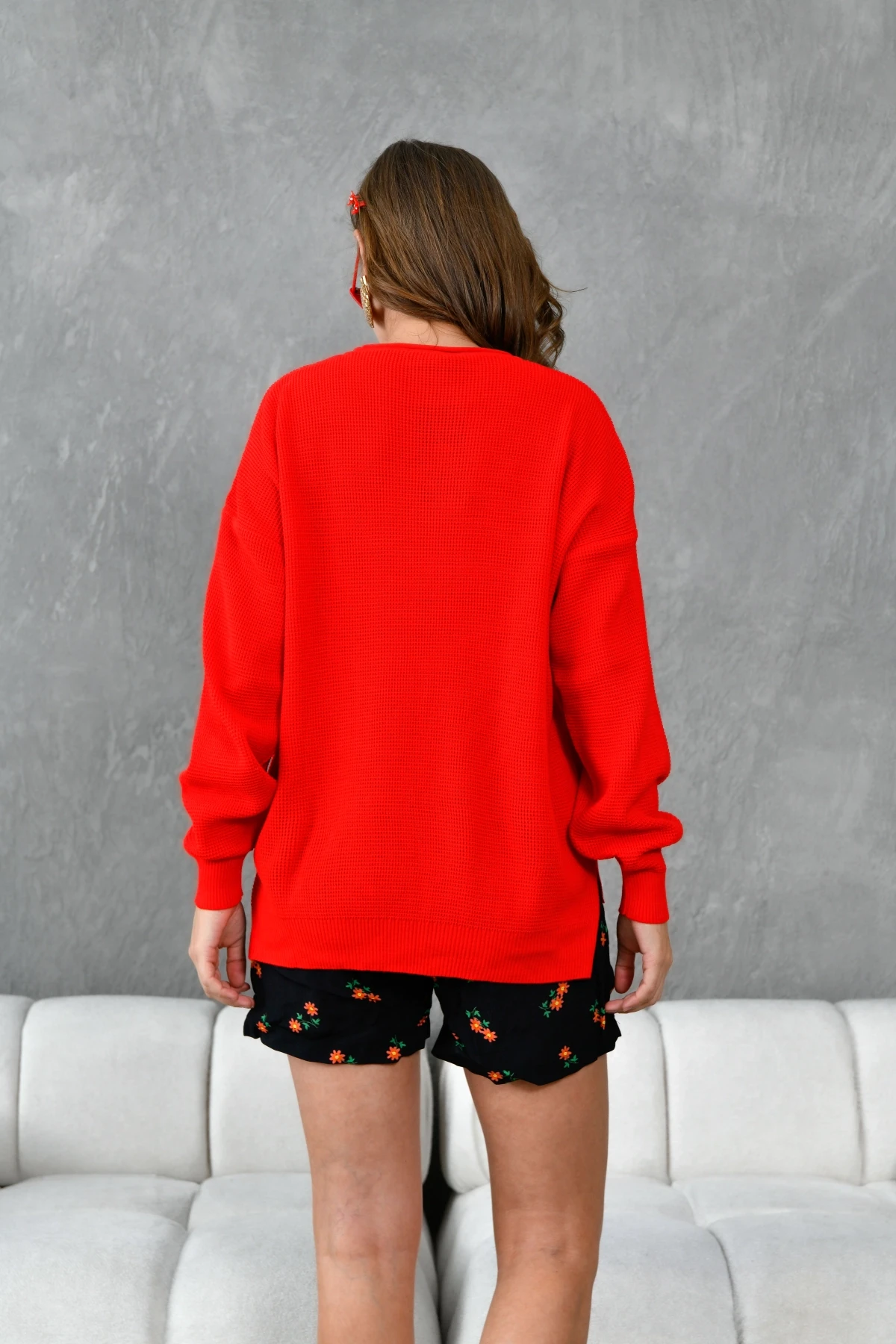 Bisiklet Yaka Arkası Uzun Yırtmaçlı Mevsimlik Triko Kazak