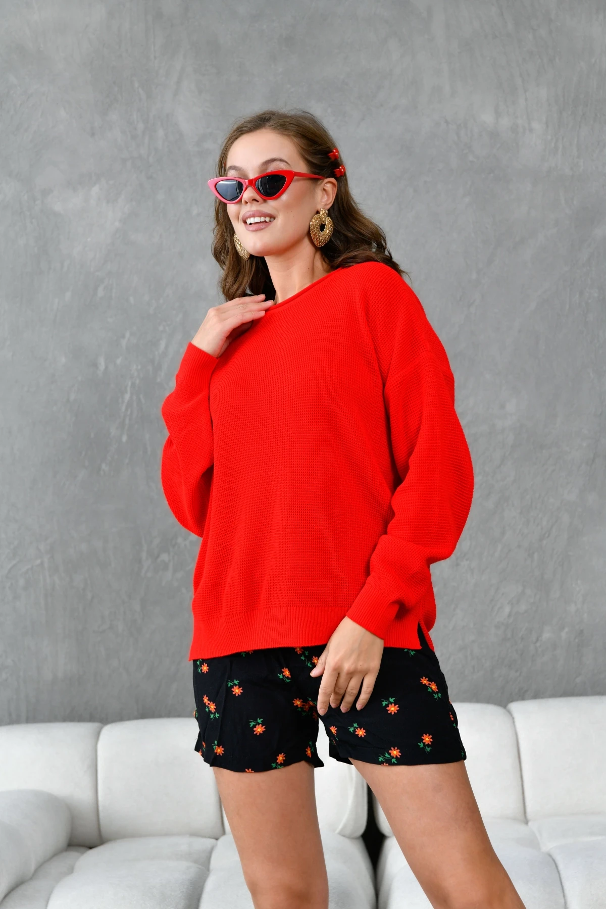 Bisiklet Yaka Arkası Uzun Yırtmaçlı Mevsimlik Triko Kazak