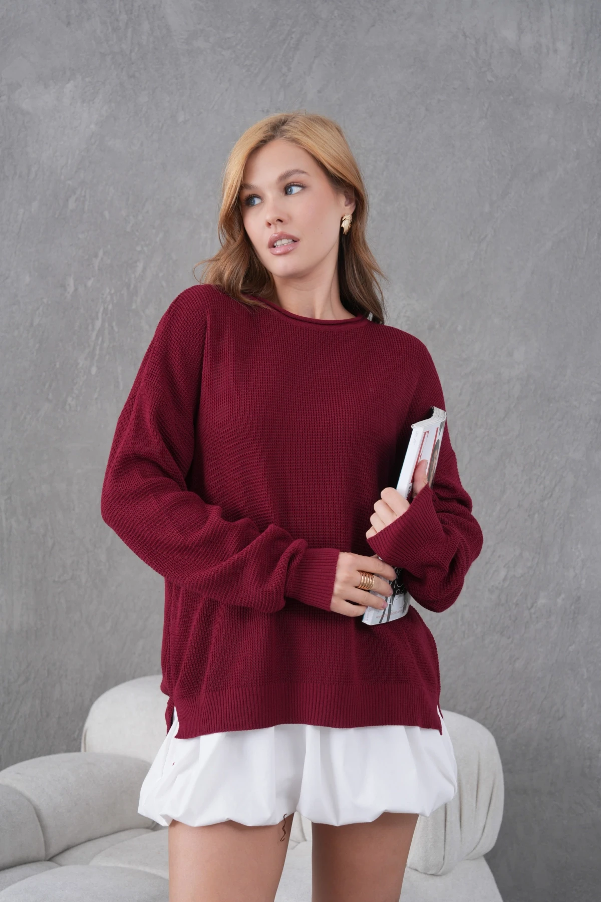 Bisiklet Yaka Arkası Uzun Yırtmaçlı Mevsimlik Triko Kazak