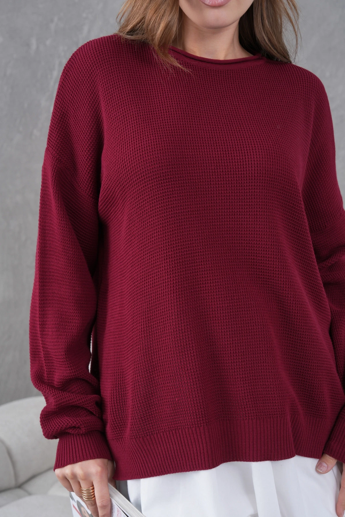 Bisiklet Yaka Arkası Uzun Yırtmaçlı Mevsimlik Triko Kazak