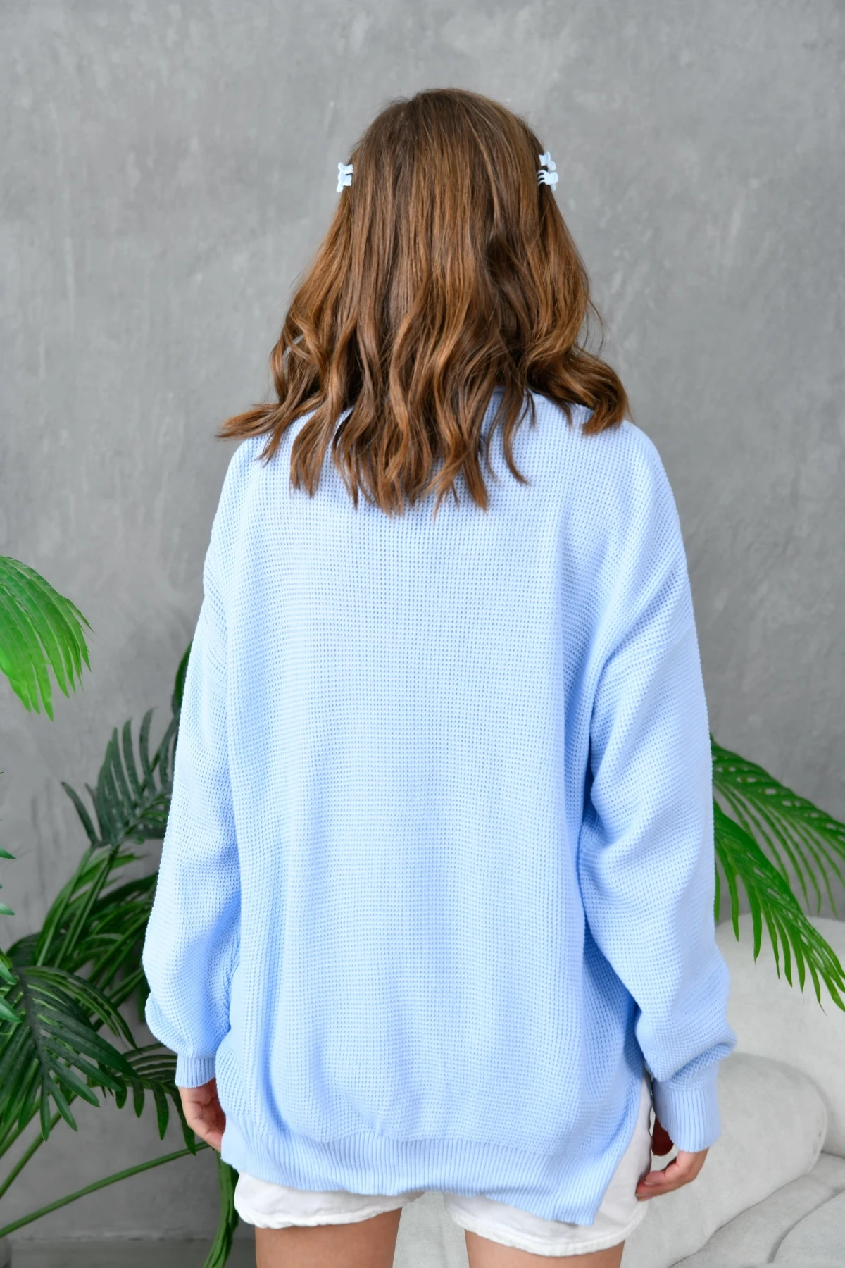 Bisiklet Yaka Arkası Uzun Yırtmaçlı Mevsimlik Triko Kazak