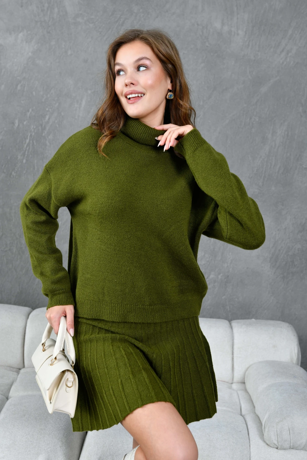 Kadın Balıkçı Yaka Örgü Detay Kazak Etek İkili Triko Takım