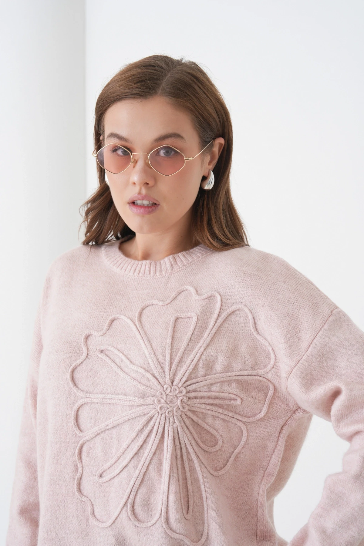 Kadın Bisiklet Yaka Desen İşlemeli Yumuşak Dokulu Triko Kazak