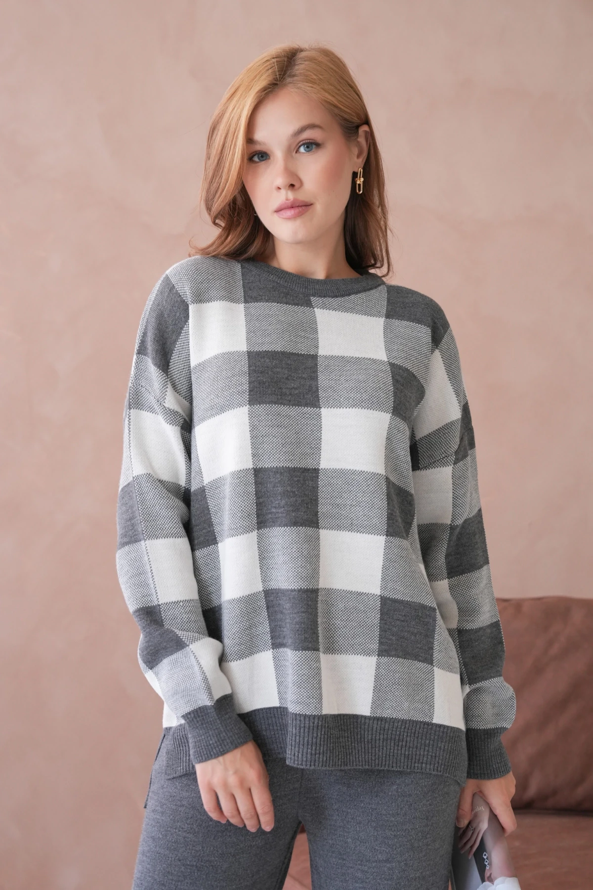 Kadın Bisiklet Yaka Desenli Yırtmaçlı Salaş Kazak Pantolon İkili Triko Takım