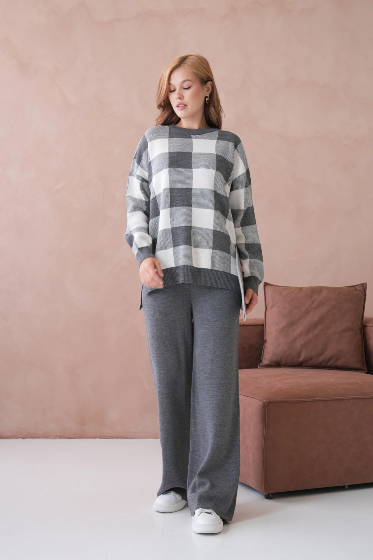 Kadın Bisiklet Yaka Desenli Yırtmaçlı Salaş Kazak Pantolon İkili Triko Takım