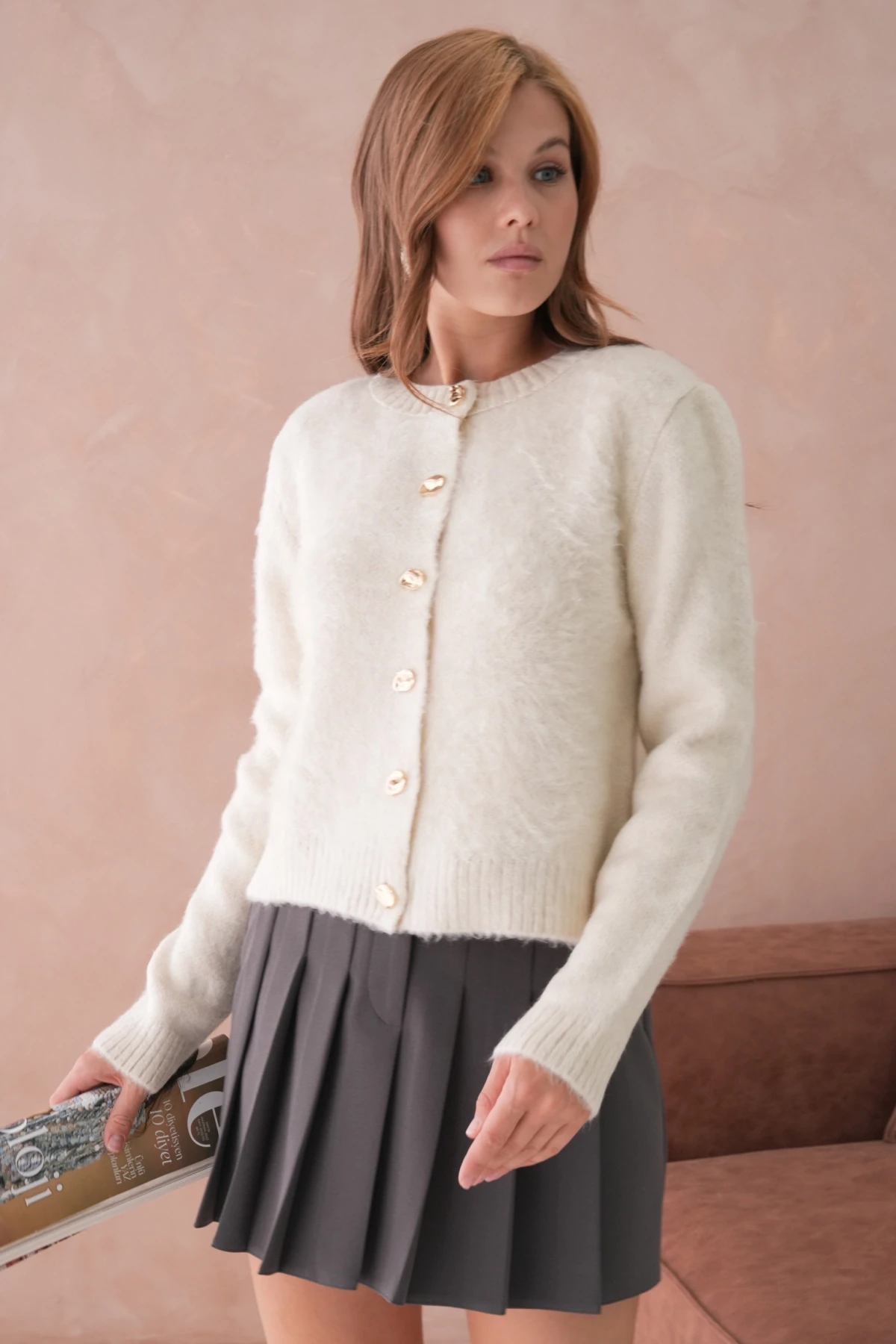 Kadın Bisiklet Yaka Düğme Detaylı Yumuşak Dokulu Şardonlu Triko Ceket