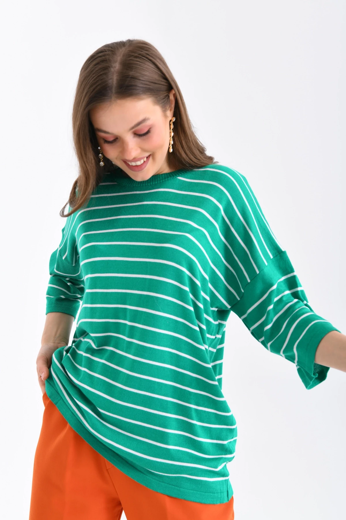 Kadın Bisiklet Yaka Kısa Kol Çizgili Oversize Triko Kazak 10218.Vsc