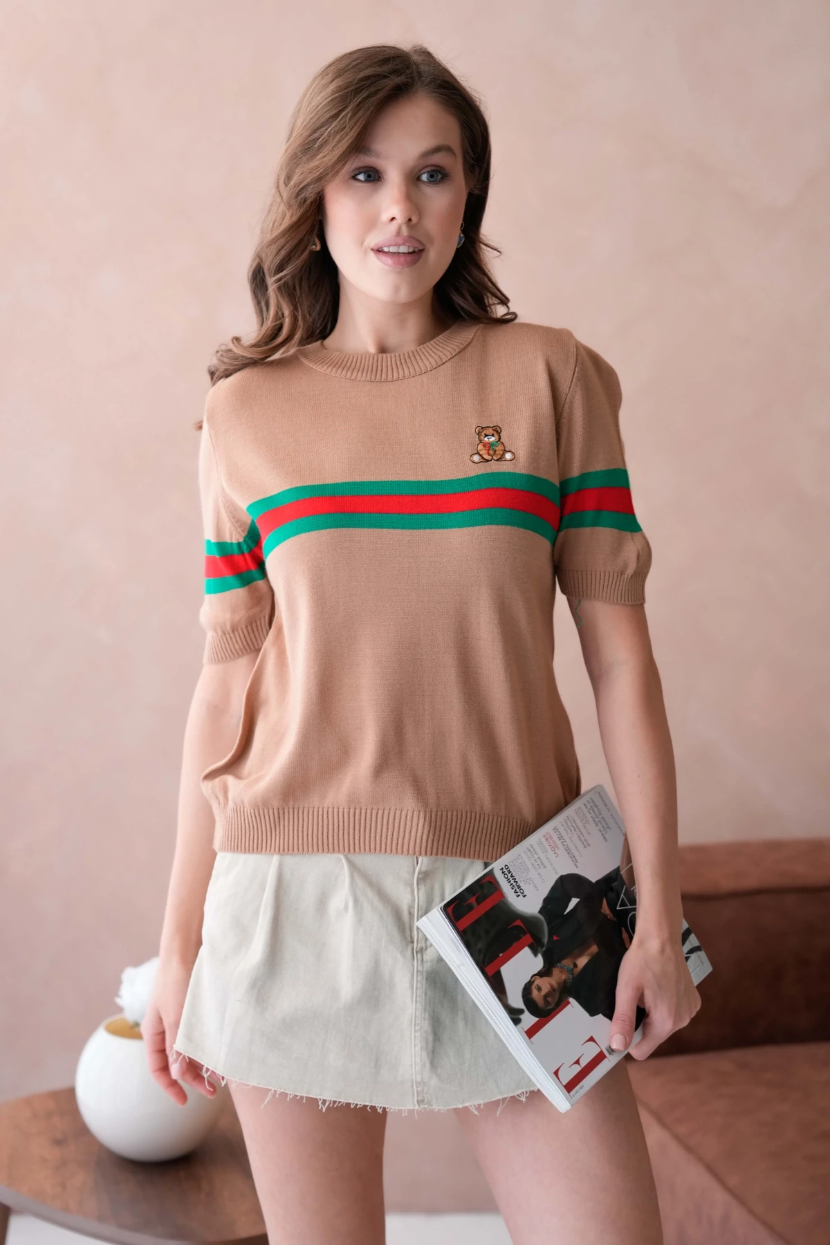 Kadın Bisiklet Yaka Kısa Kol Nakış İşlemeli Triko Kazak 10185