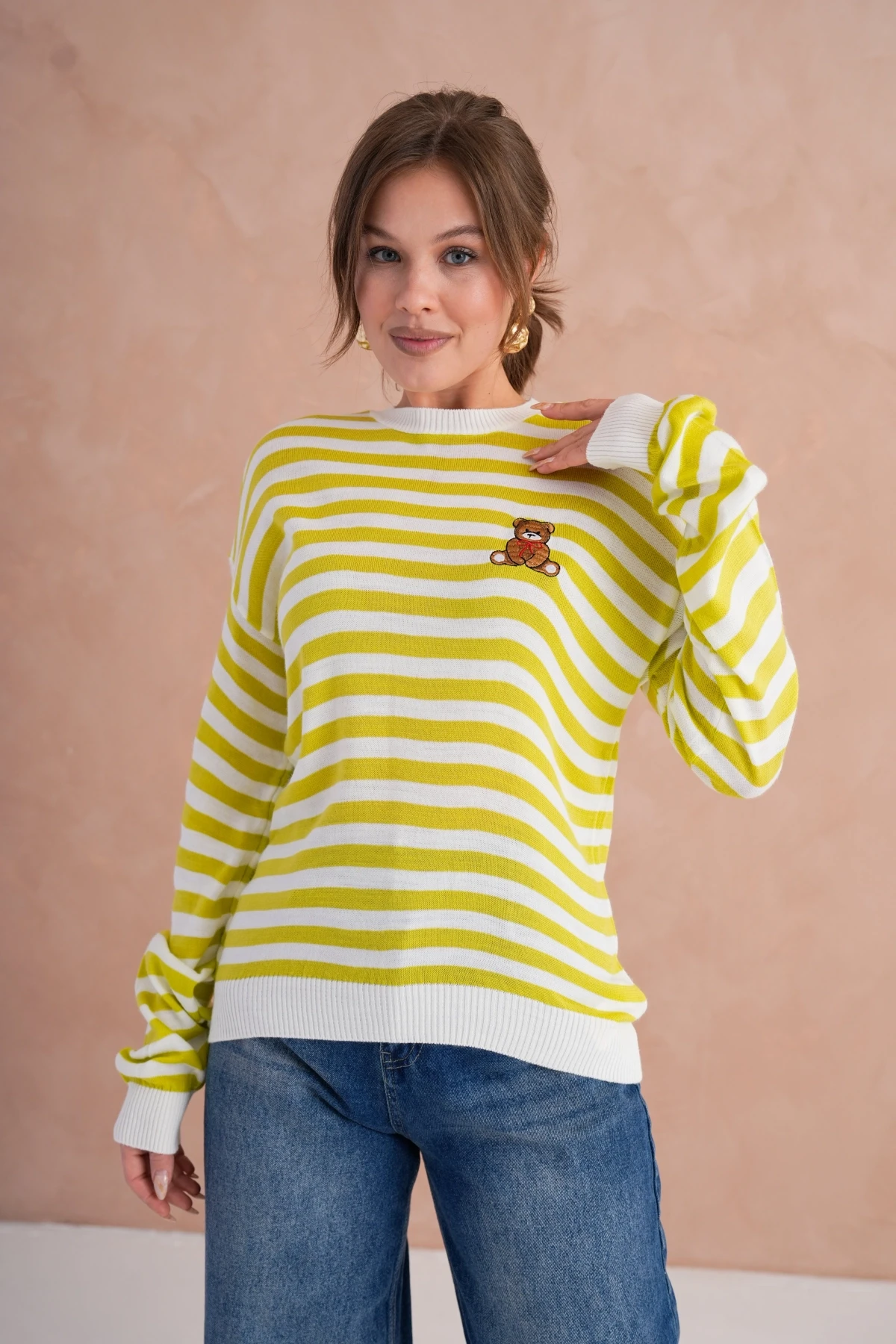 Kadın Bisiklet Yaka Nakış Detay Çizgili Triko Kazak