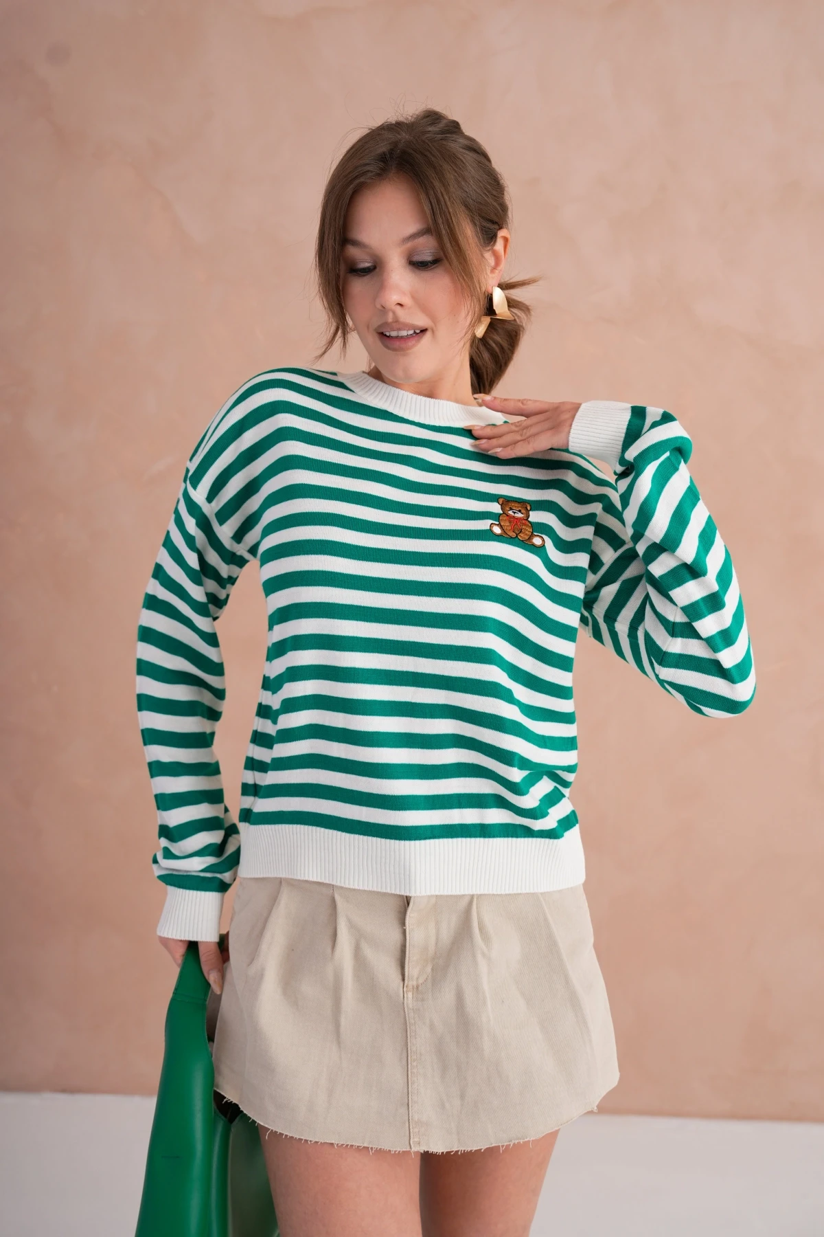 Kadın Bisiklet Yaka Nakış Detay Çizgili Triko Kazak