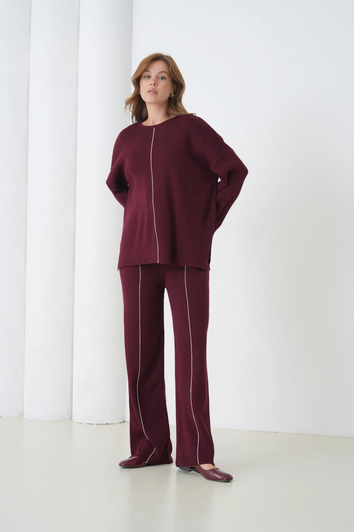 Kadın Bisiklet Yaka Yırtmaçlı Oversize Kazak Pantolon İkili Triko Takım