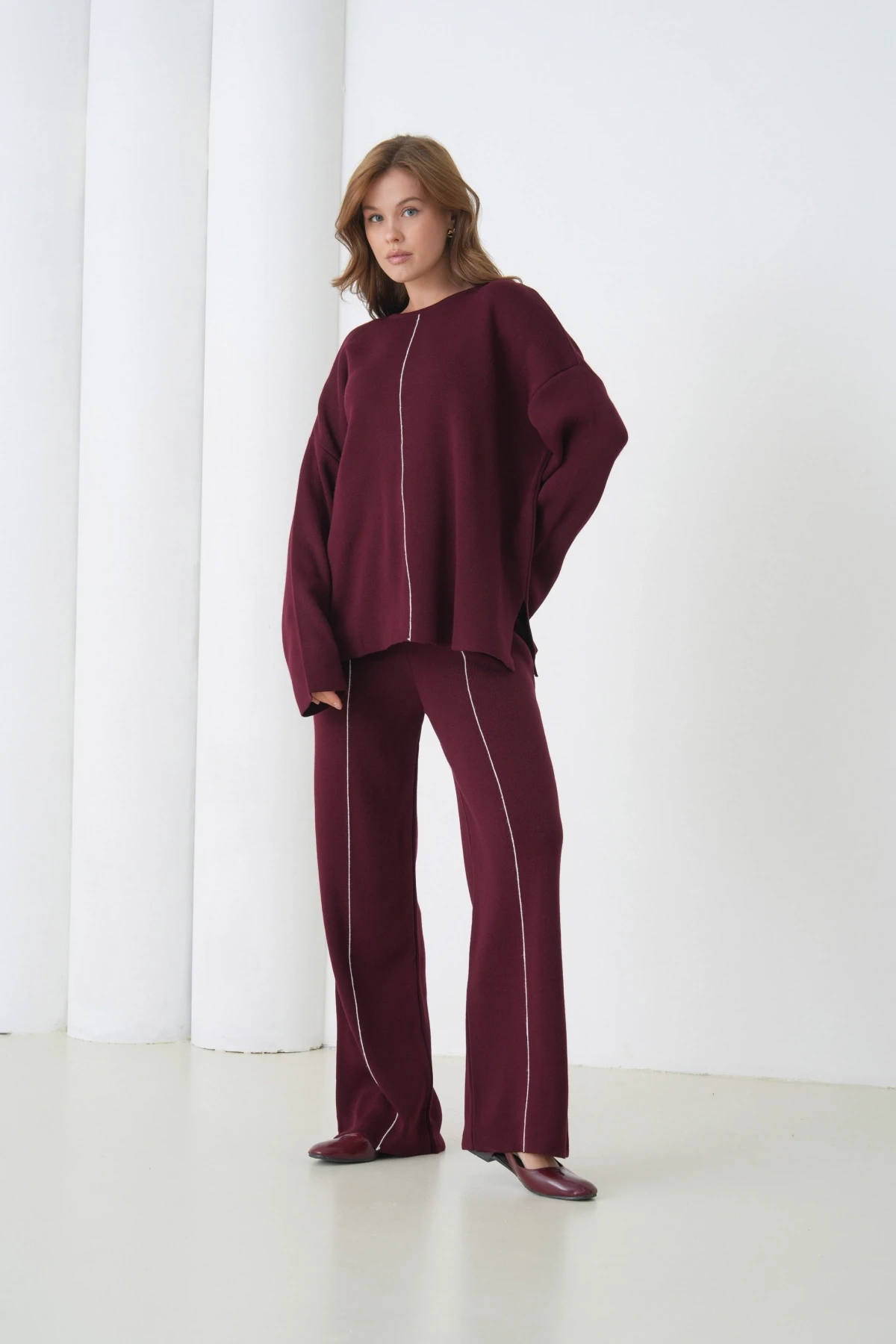 Kadın Bisiklet Yaka Yırtmaçlı Oversize Kazak Pantolon İkili Triko Takım