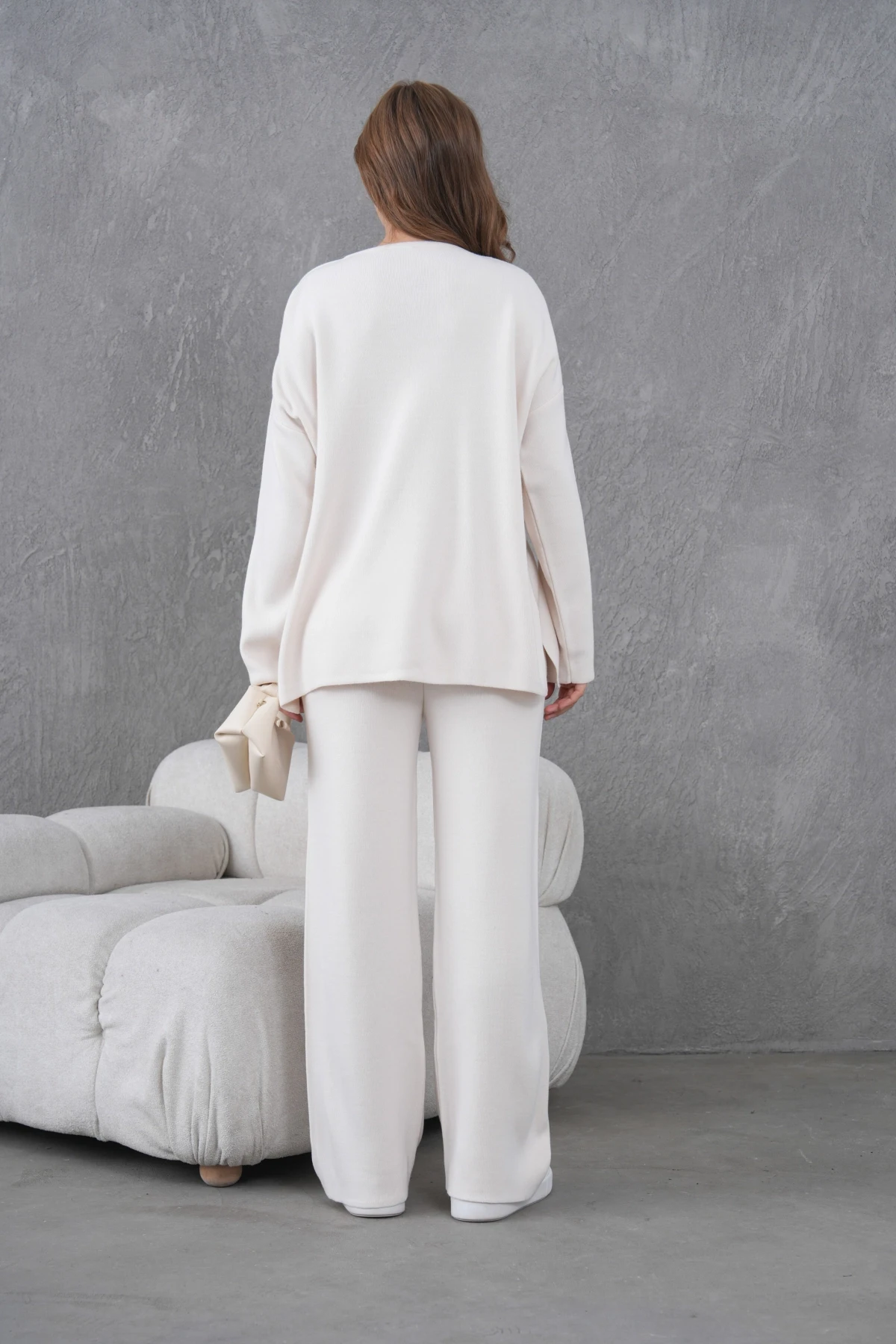 Kadın Bisiklet Yaka Yırtmaçlı Oversize Kazak Pantolon İkili Triko Takım