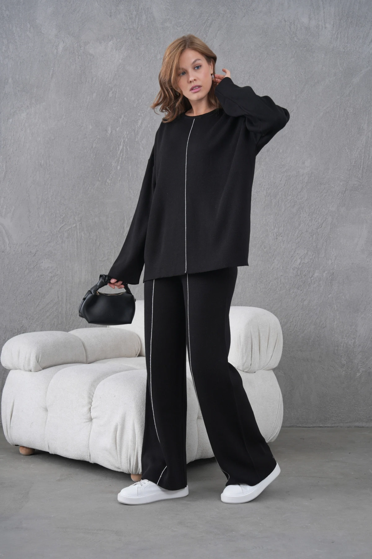 Kadın Bisiklet Yaka Yırtmaçlı Oversize Kazak Pantolon İkili Triko Takım