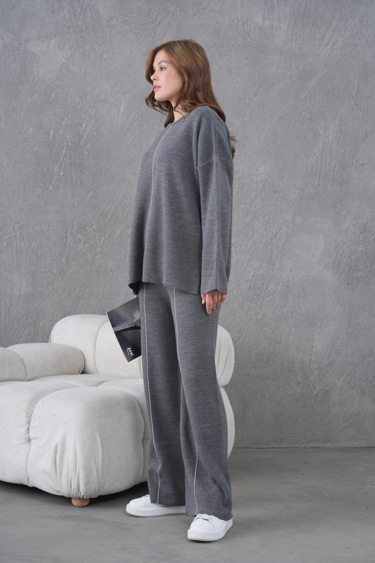 Kadın Bisiklet Yaka Yırtmaçlı Oversize Kazak Pantolon İkili Triko Takım