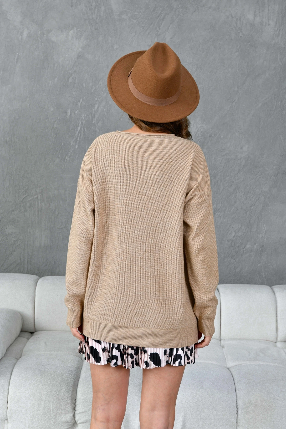 Kadın Bisiklet Yaka Yırtmaçlı Oversize Triko Kazak