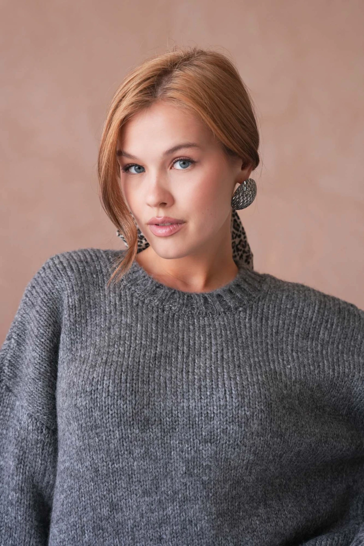 Kadın Bisiklet Yaka Yumuşak Dokulu Oversize Triko Kazak 3032