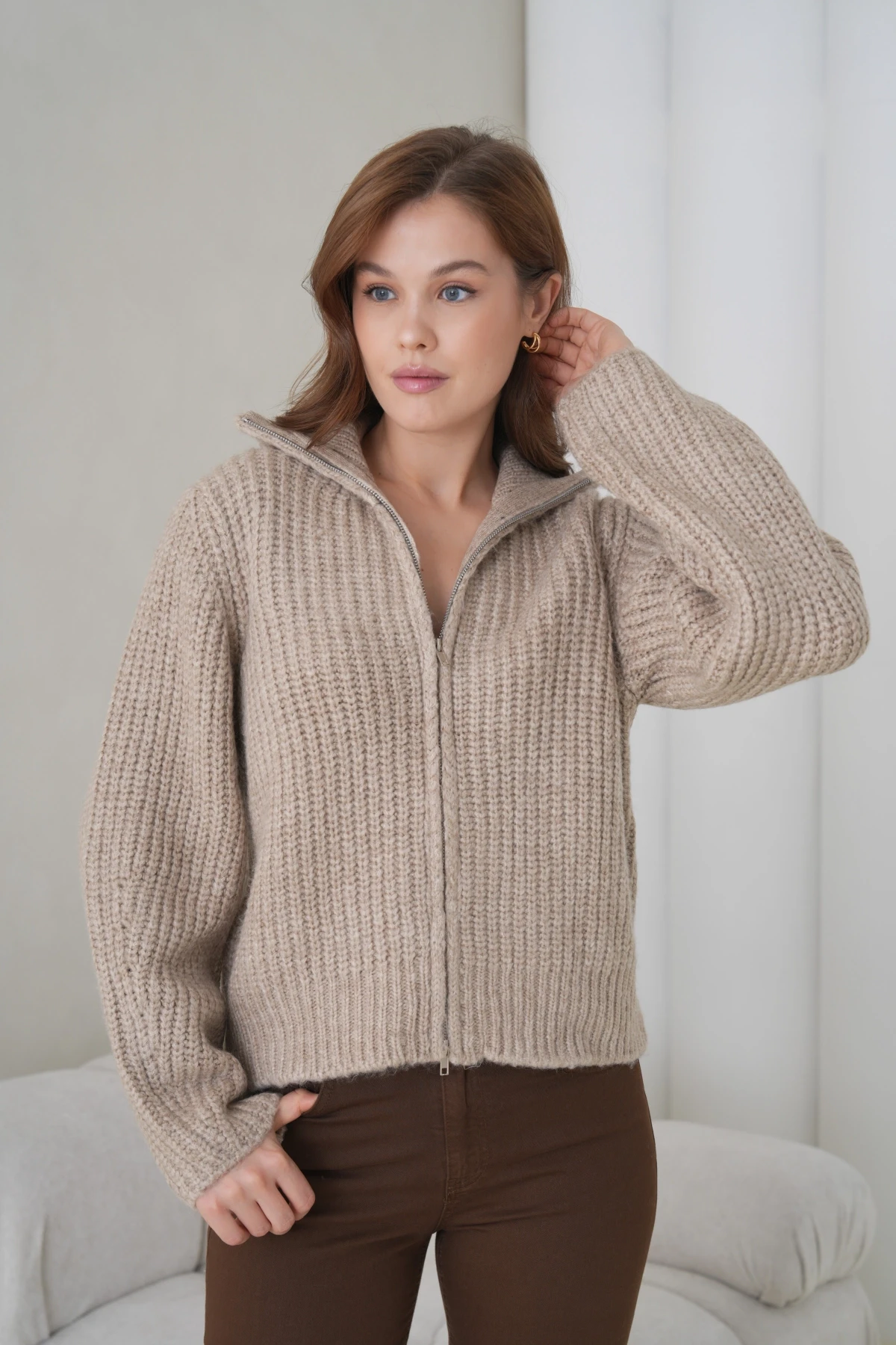 Kadın Devrik Yaka Fermuar Kapama Fitilli Triko Ceket