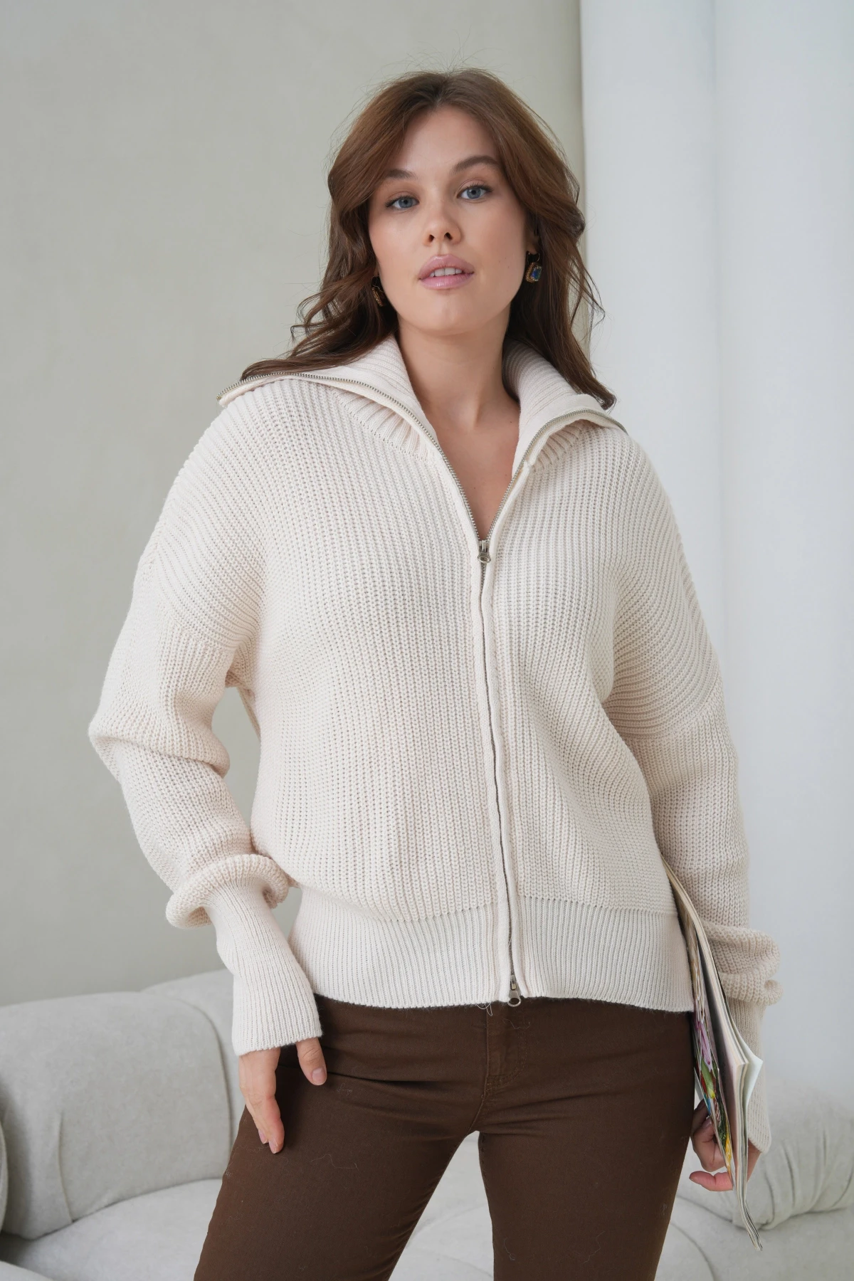 Kadın Devrik Yaka Ful Fermuar Kapama Oversize Triko Ceket