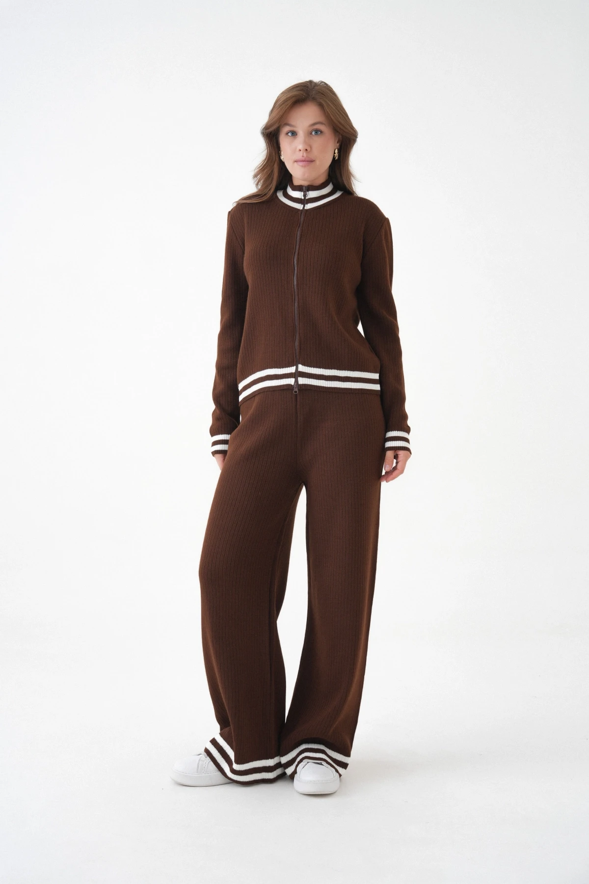 Kadın Dik Yaka Fermuar Kapama Çizgili Kaşkorse Ceket Pantolon İkili Triko Takım