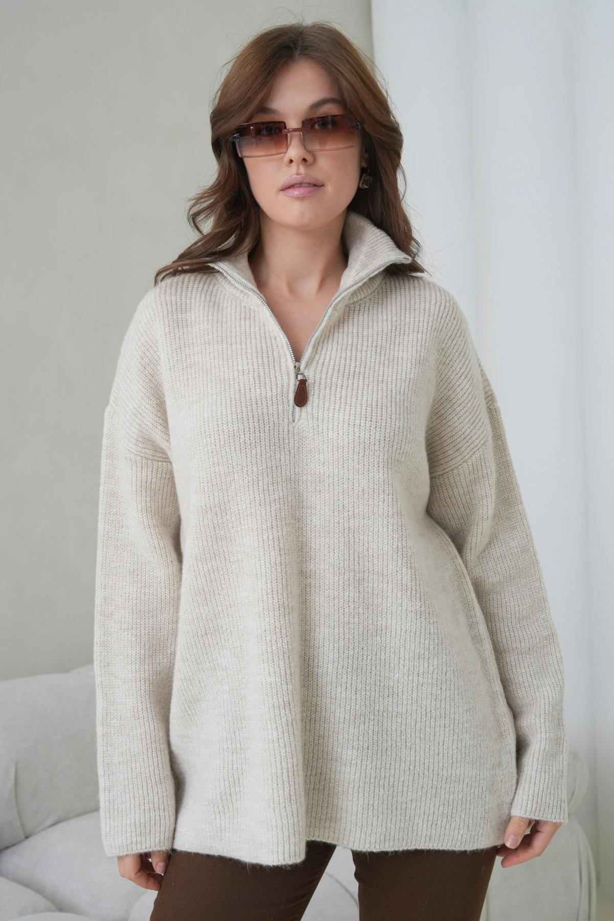 Kadın Dik Yaka Yarım Pat Fermuar Kapama Yumuşak Dokulu Oversize Triko Kazak 8702Sw