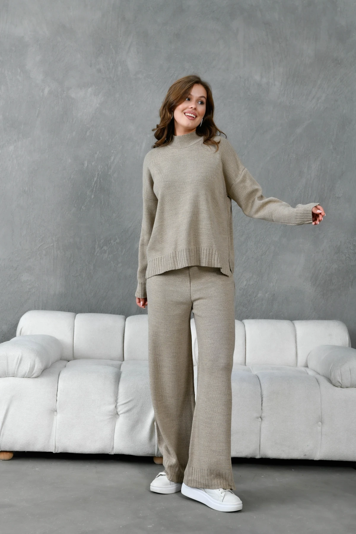 Kadın Dik Yaka Yırtmaçlı Oversize Kazak Pantolon İkil Triko Takım