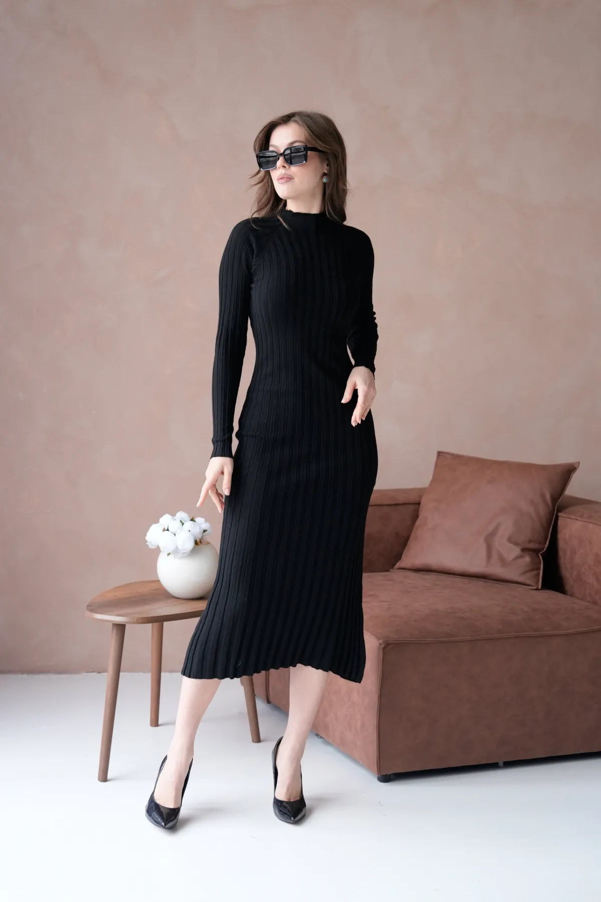 Kadın Dik Yaka Yumuşak Dokulu Premium İplik Maksi Boy Fitilli Triko Elbise