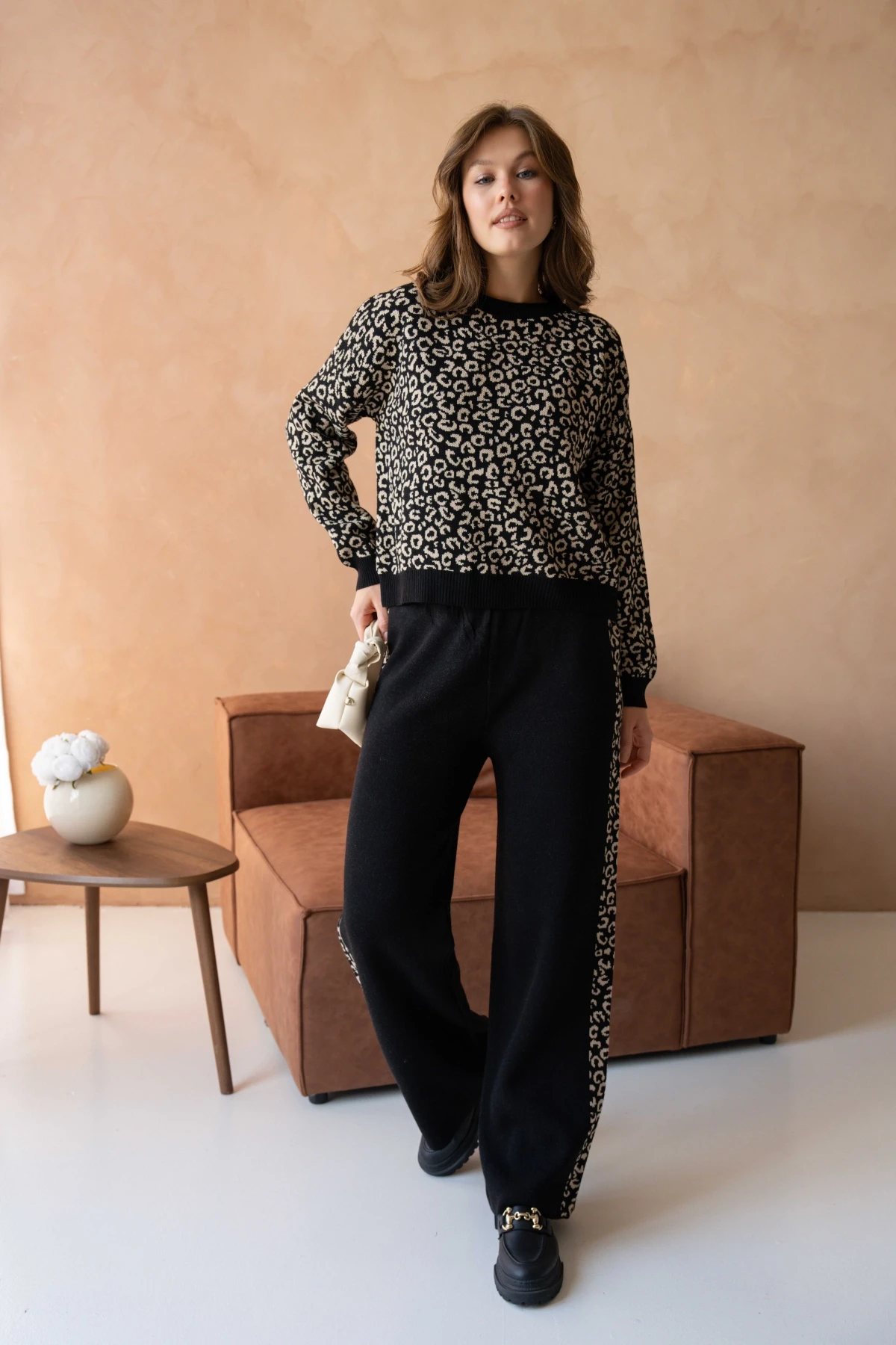 Kadın Geniş Yaka Desenli Kazak Pantolon İkili Triko Takım