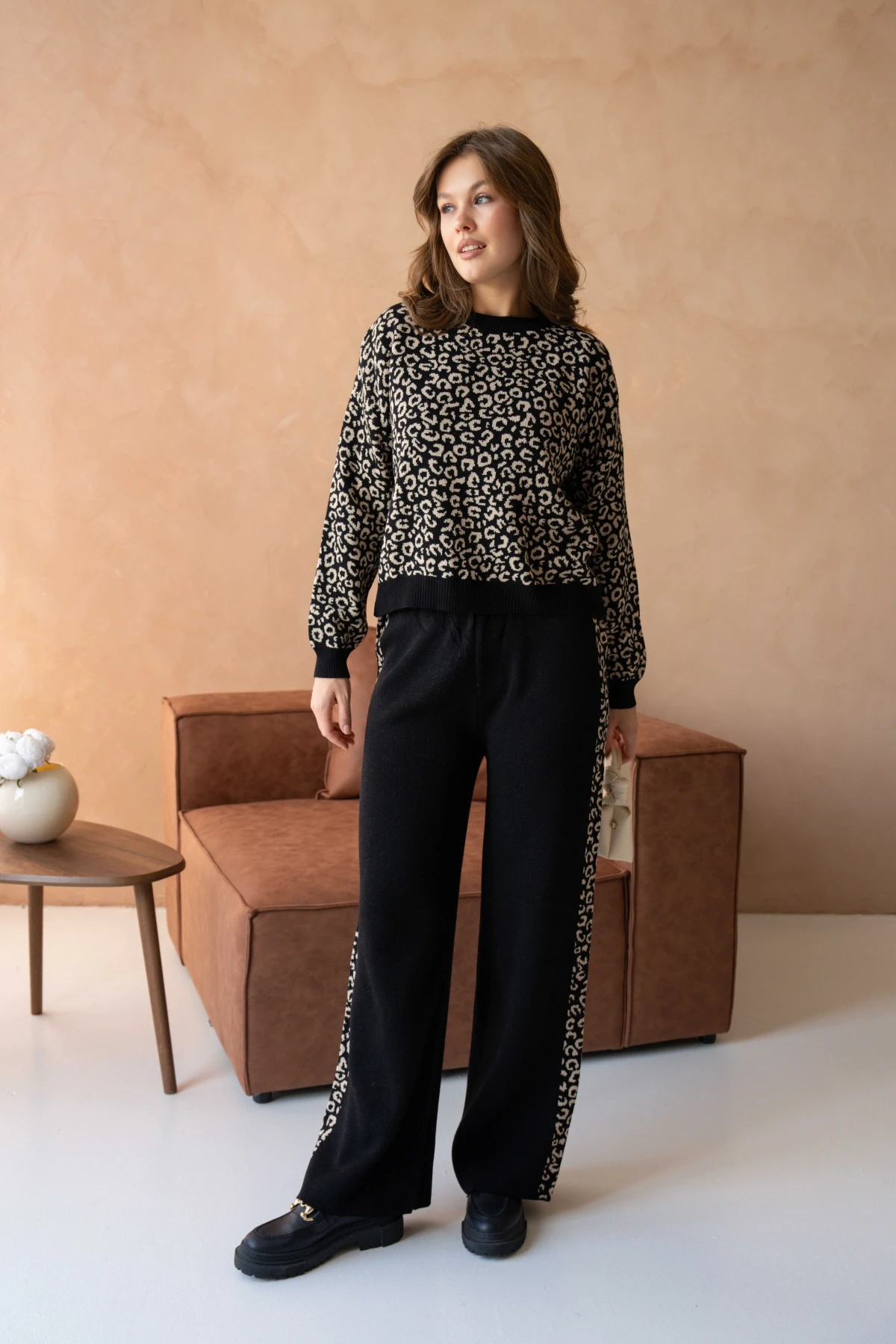 Kadın Geniş Yaka Desenli Kazak Pantolon İkili Triko Takım