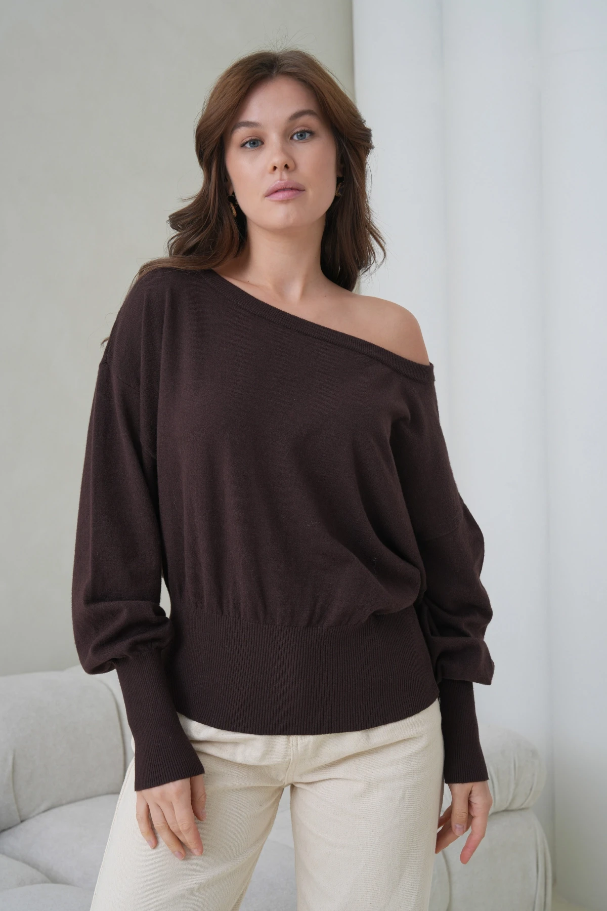 kadın geniş yaka koll detay trko kazak