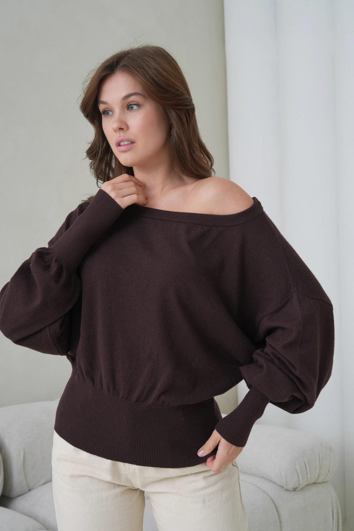 kadın geniş yaka koll detay trko kazak