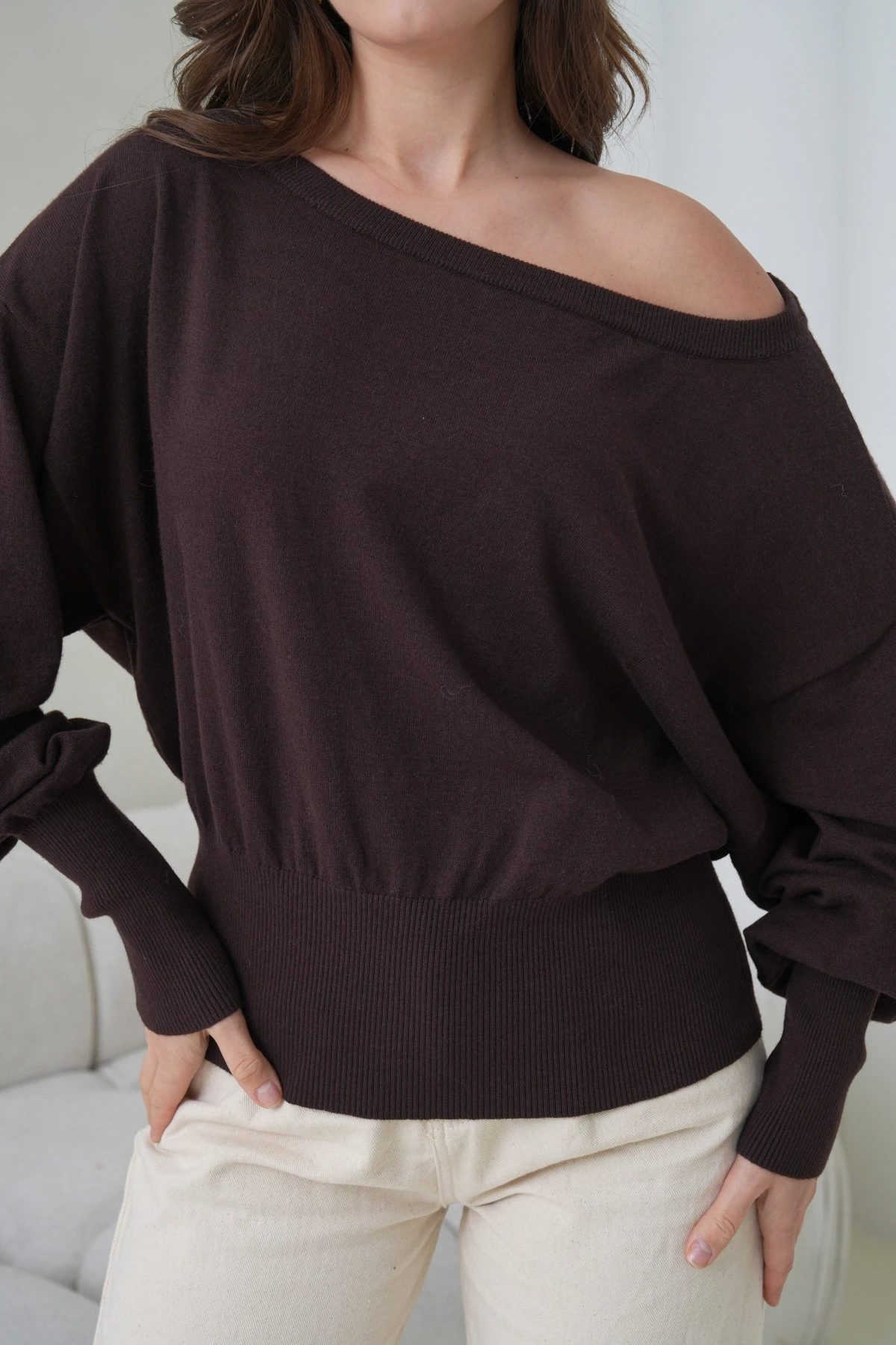 kadın geniş yaka koll detay trko kazak