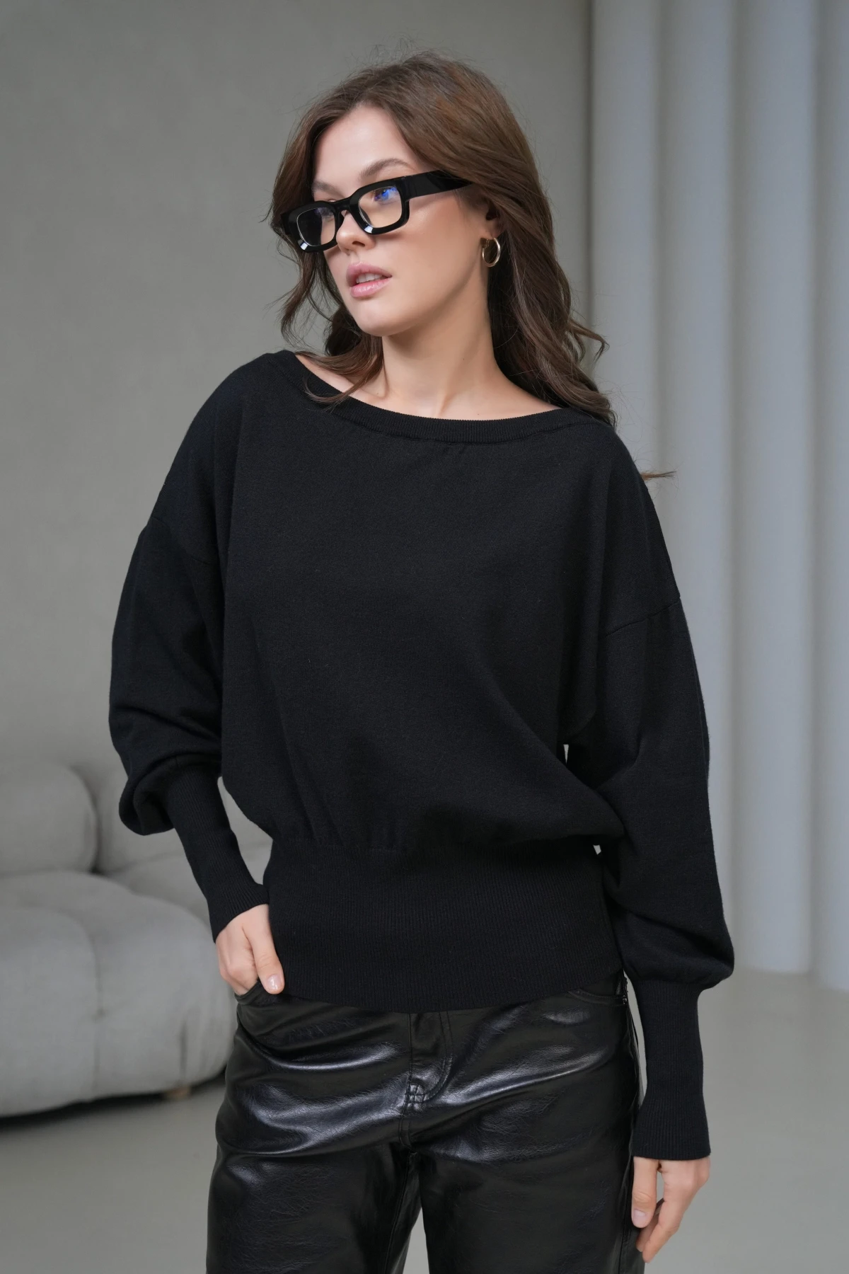 kadın geniş yaka koll detay trko kazak