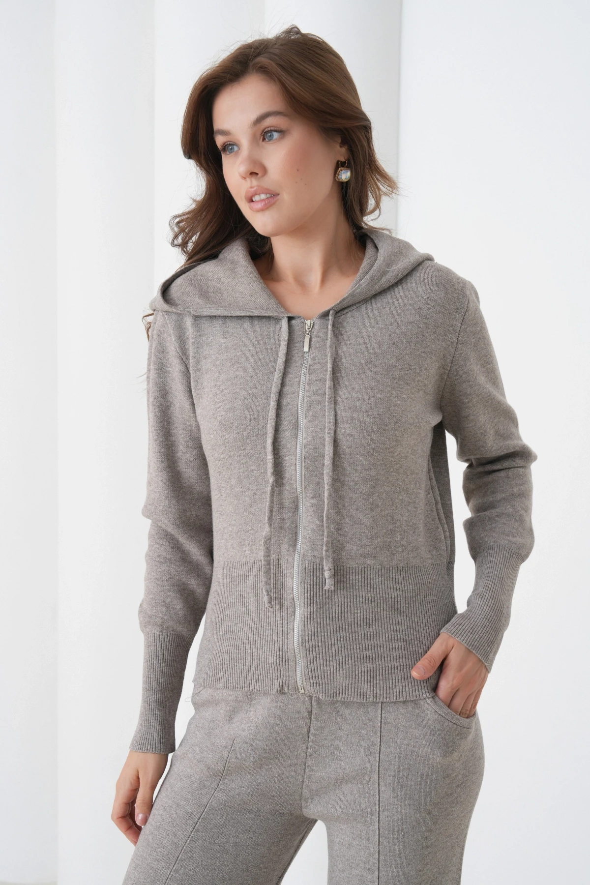 Kadın Kapşonlu Fermuar Kapam Hırka Pantolon İkili Triko Takım