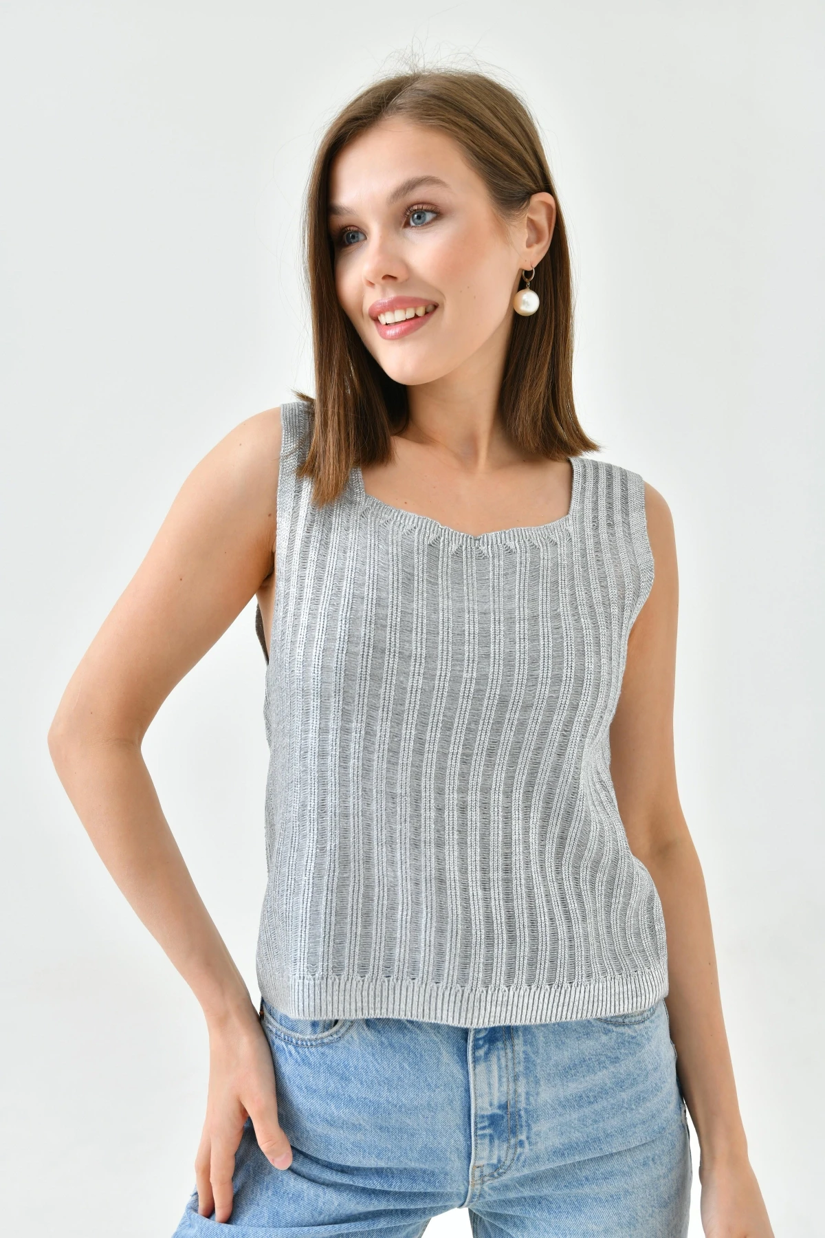Kadın Kare Yaka Varaklı Triko Sweater 10759