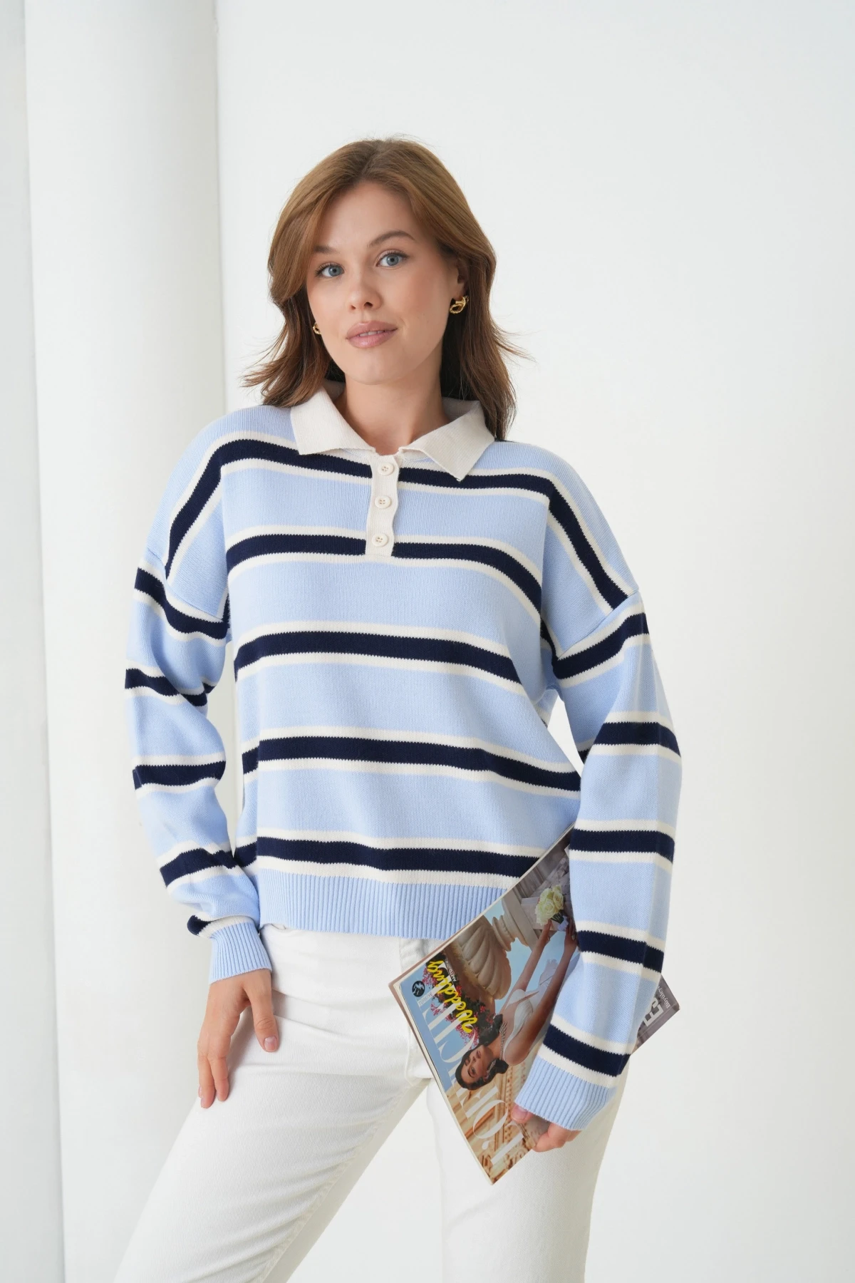 Kadın Polo Yaka Çizgili Yumuşak Dokulu Oversize Triko Kazak 