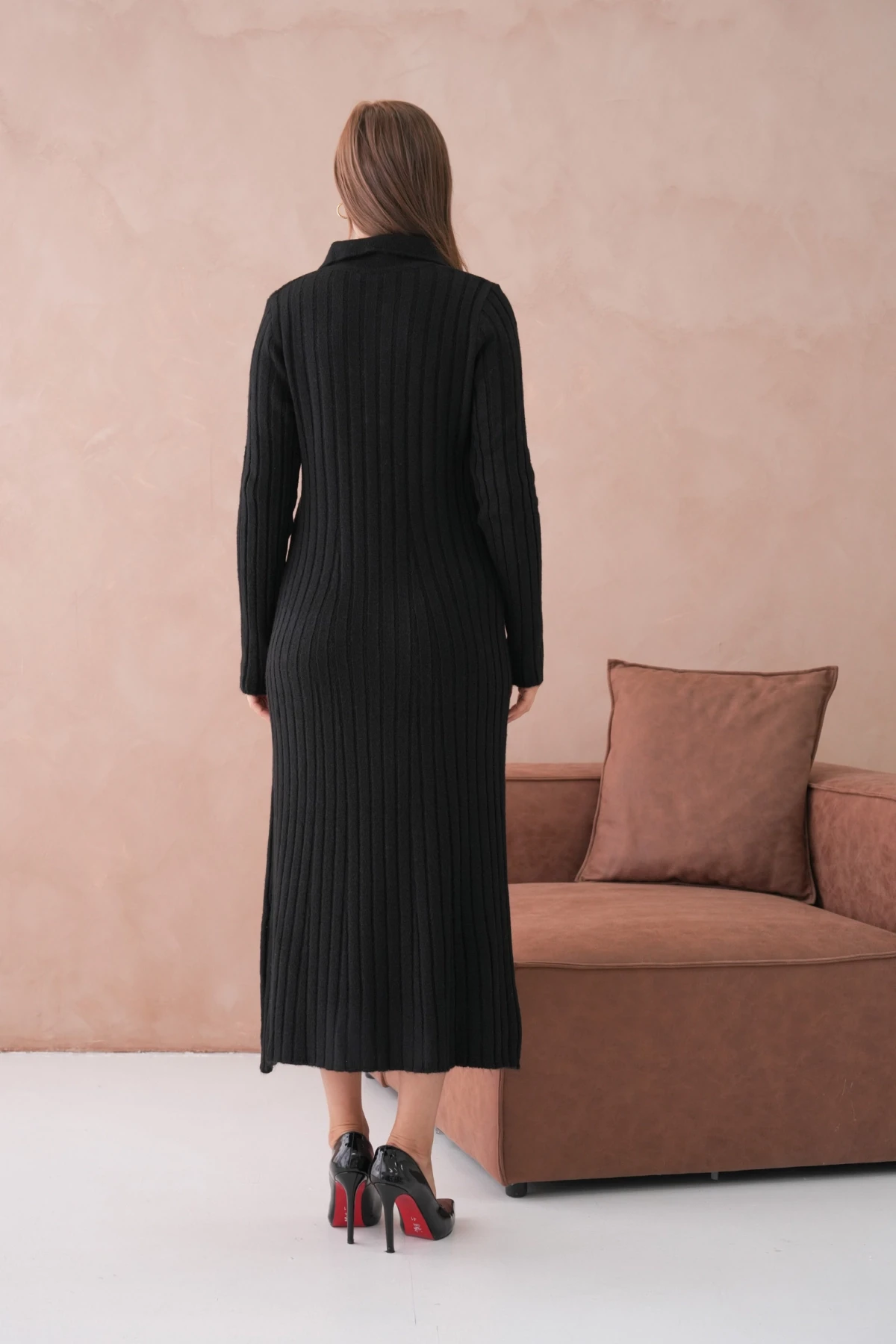 Kadın Polo Yaka Düğme Detay Maxi Boy Yumuşak Dokulu Fitilli Triko Elbise