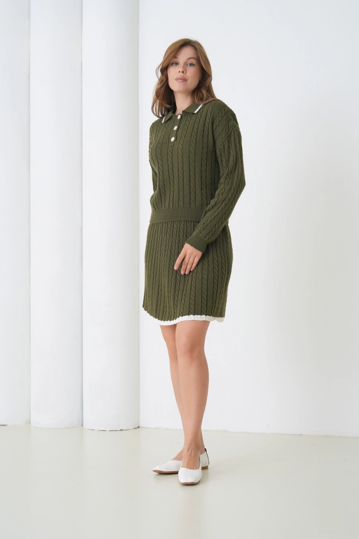 Kadın Polo Yaka Örgü Detay Etekli İkili Triko Takım