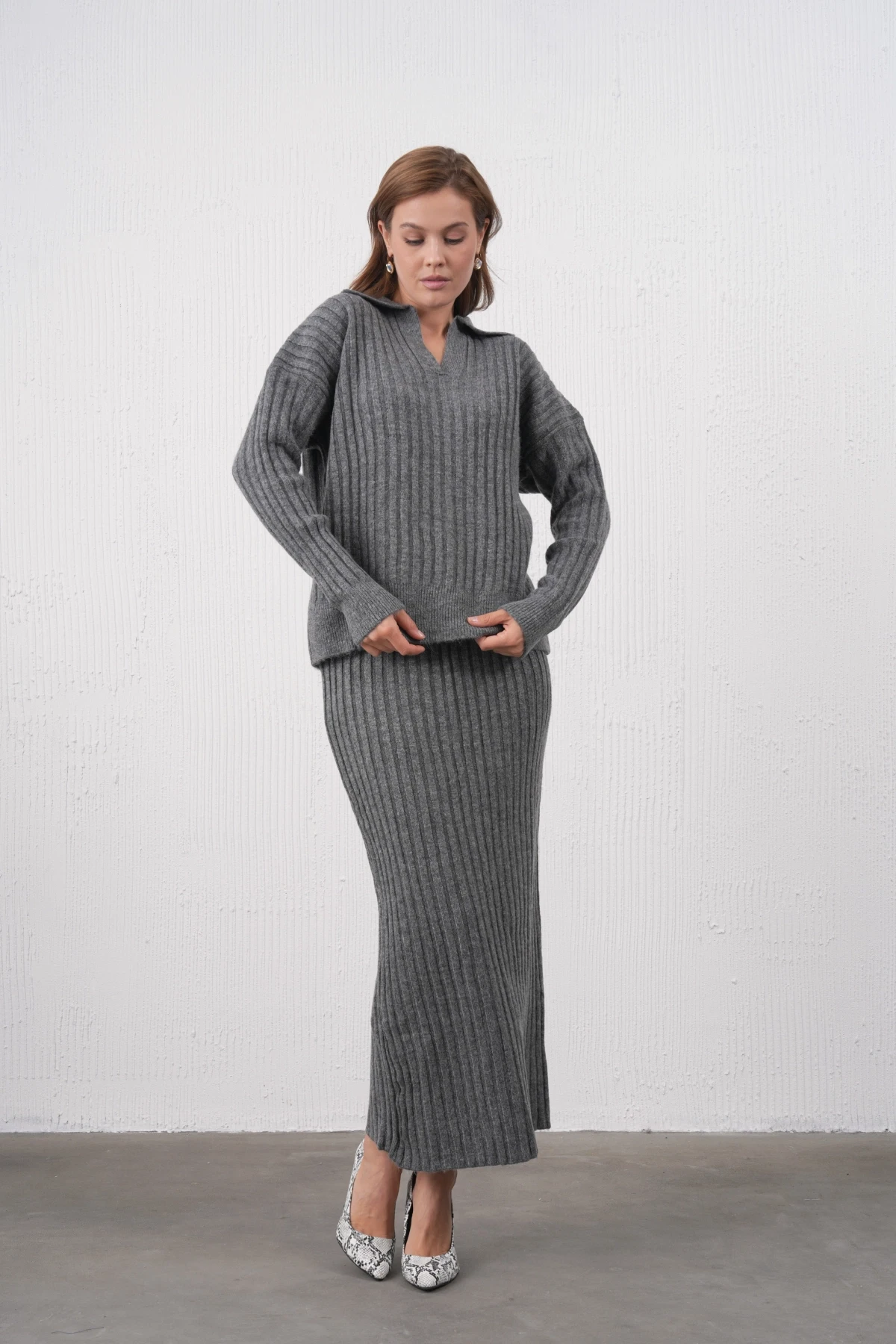 Kadın Polo Yaka Yarım Pat Örgü Detay Kazak Etek İkili Triko Takım