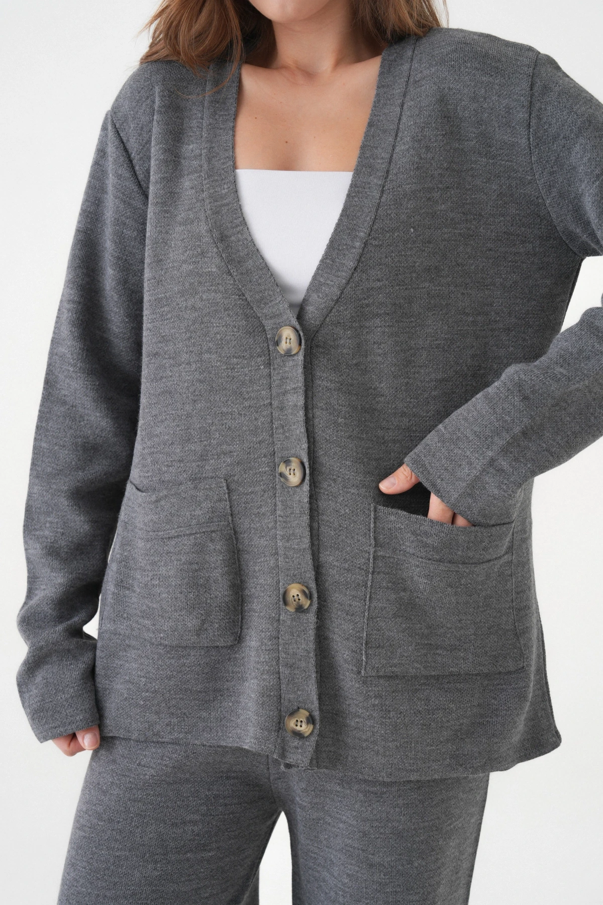 Kadın V Yaka Cep Detay Düğme Kapama Oversize Ceket Pantolon İkili Triko Takım