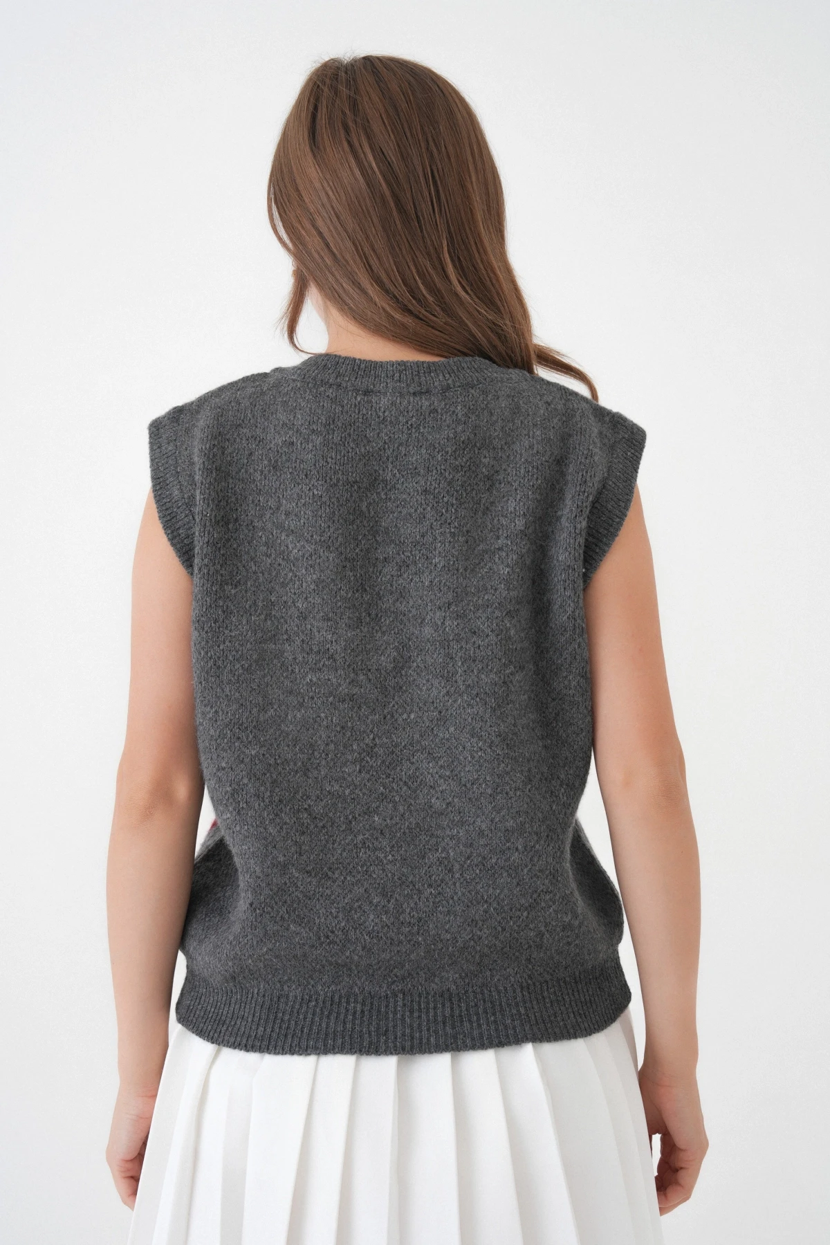 Kadın V Yaka Desenli Yumuşak Dokulu Triko Sweater