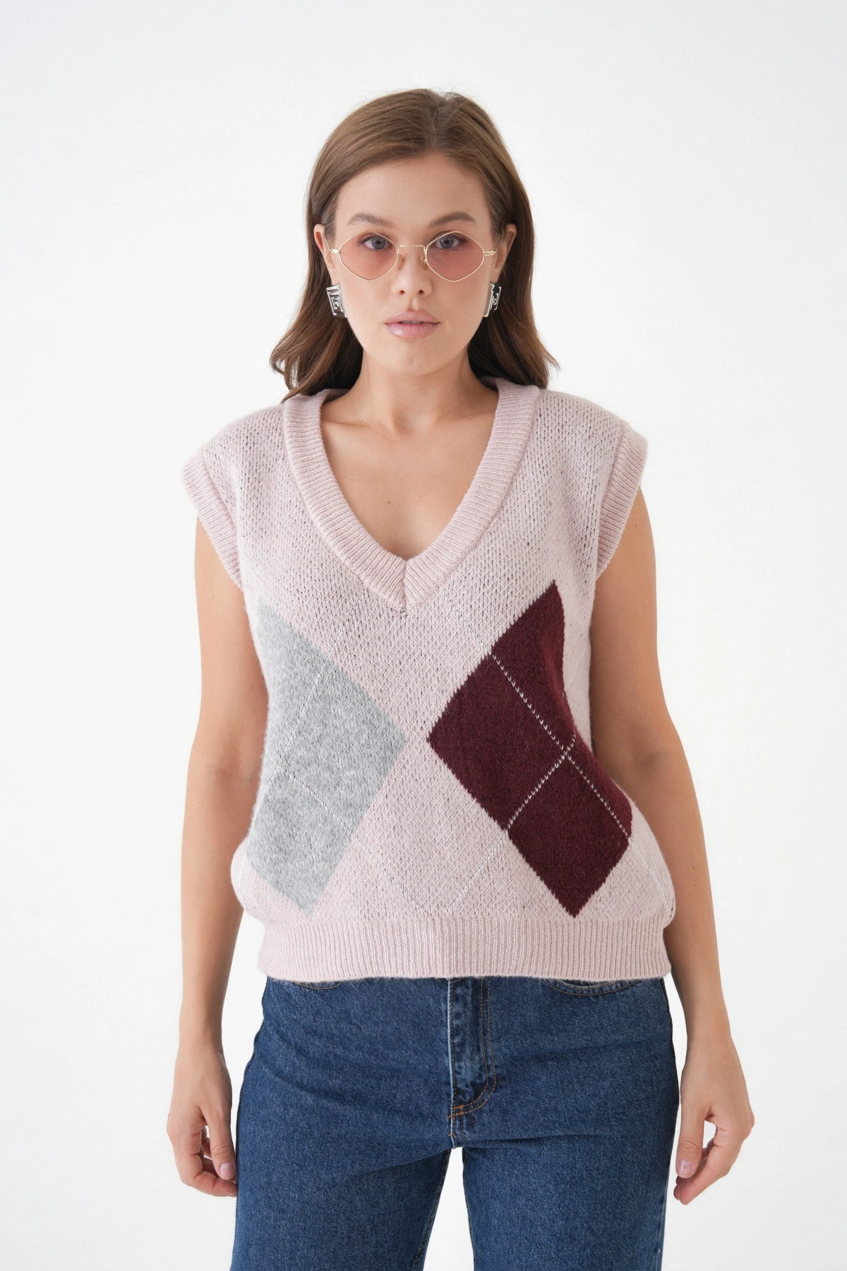 Kadın V Yaka Desenli Yumuşak Dokulu Triko Sweater