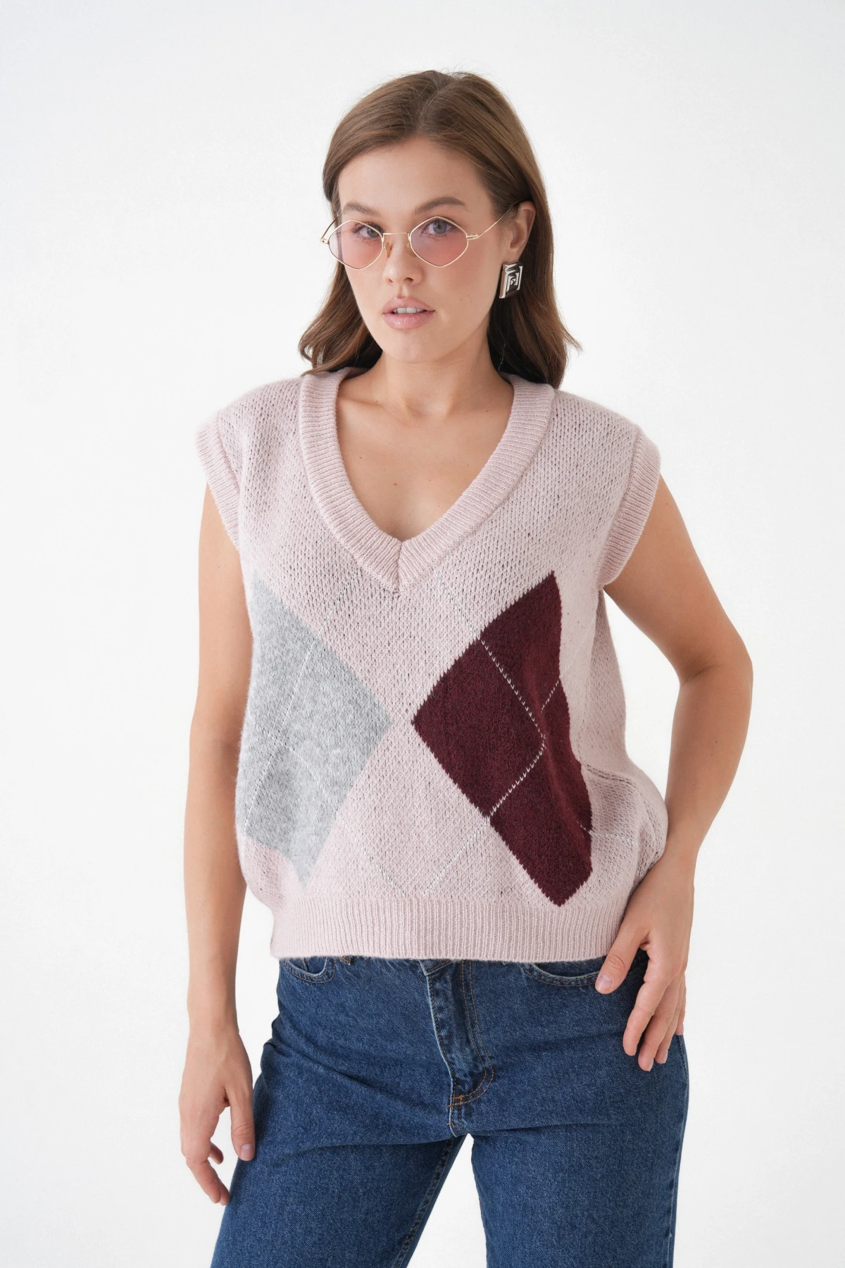 Kadın V Yaka Desenli Yumuşak Dokulu Triko Sweater