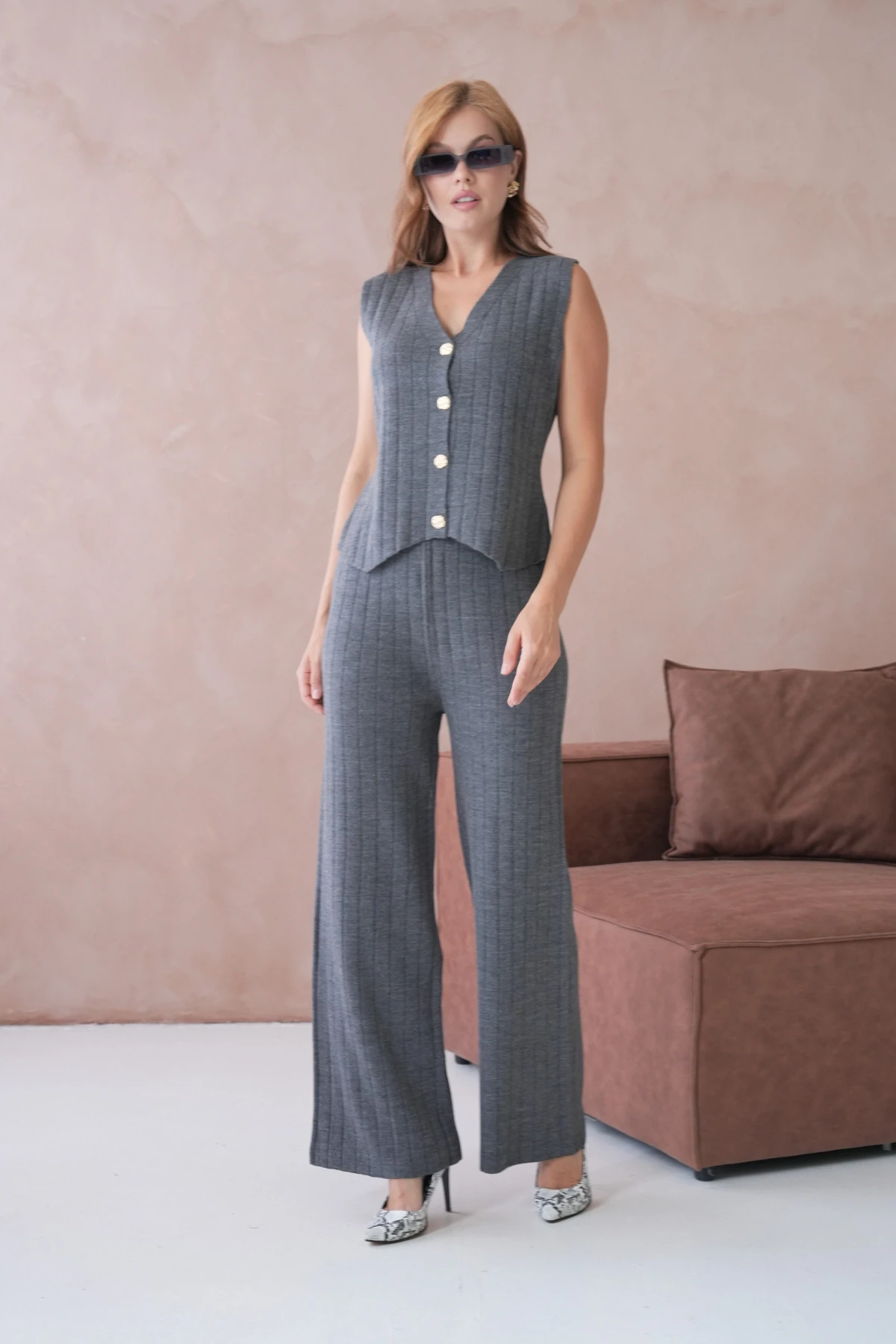 Kadın V Yaka Düğme Detay Yelek Pantolon İkili Triko Takım