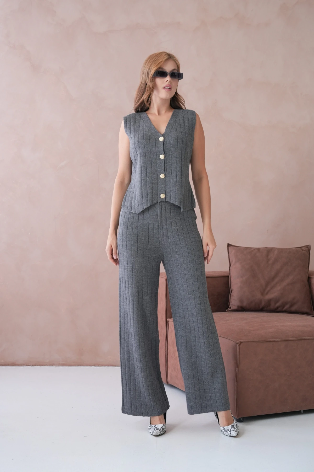 Kadın V Yaka Düğme Detay Yelek Pantolon İkili Triko Takım