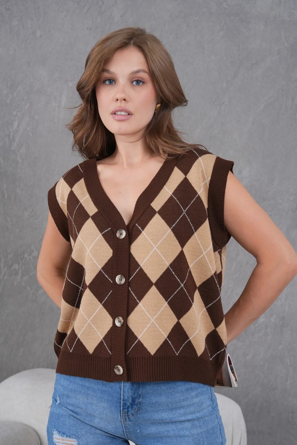 Kadın V Yaka Düğme Kapama Desenli Triko Sweater